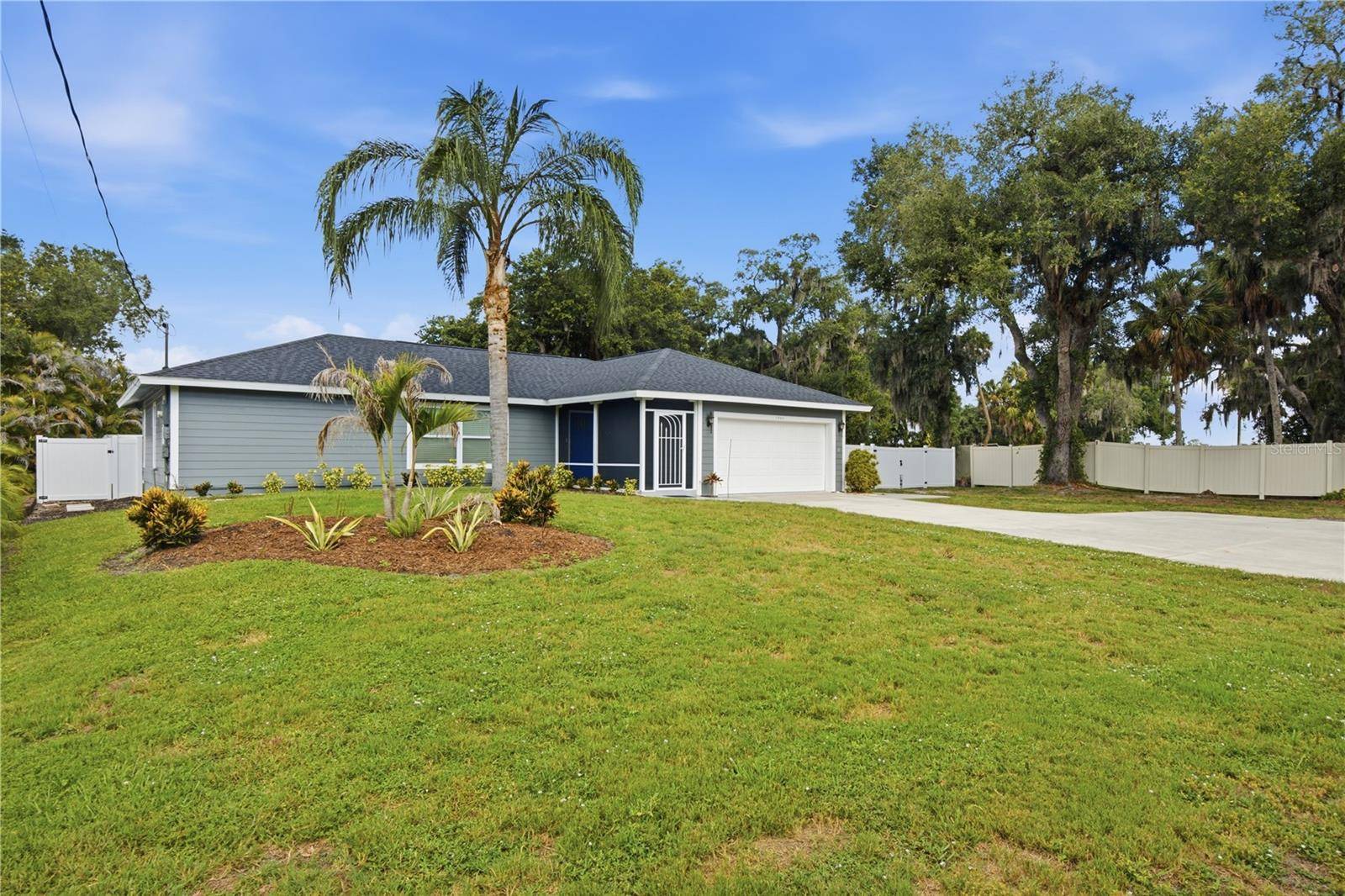 1964 PAR PL, Sarasota, FL 34240