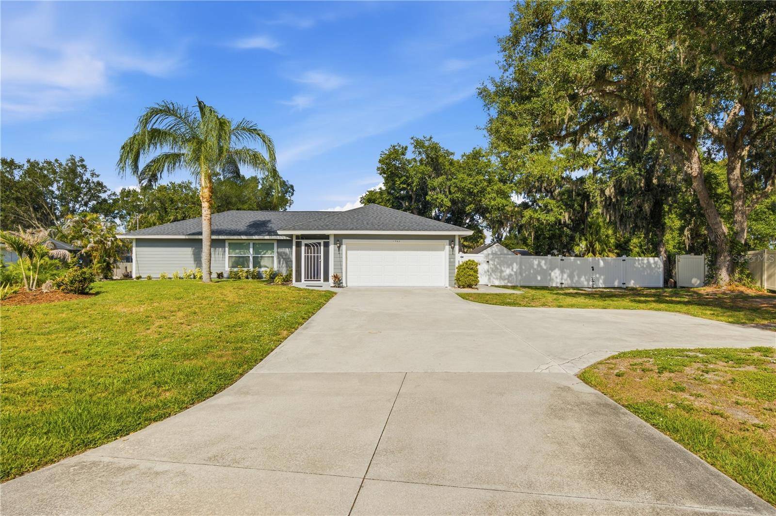 1964 PAR PL, Sarasota, FL 34240