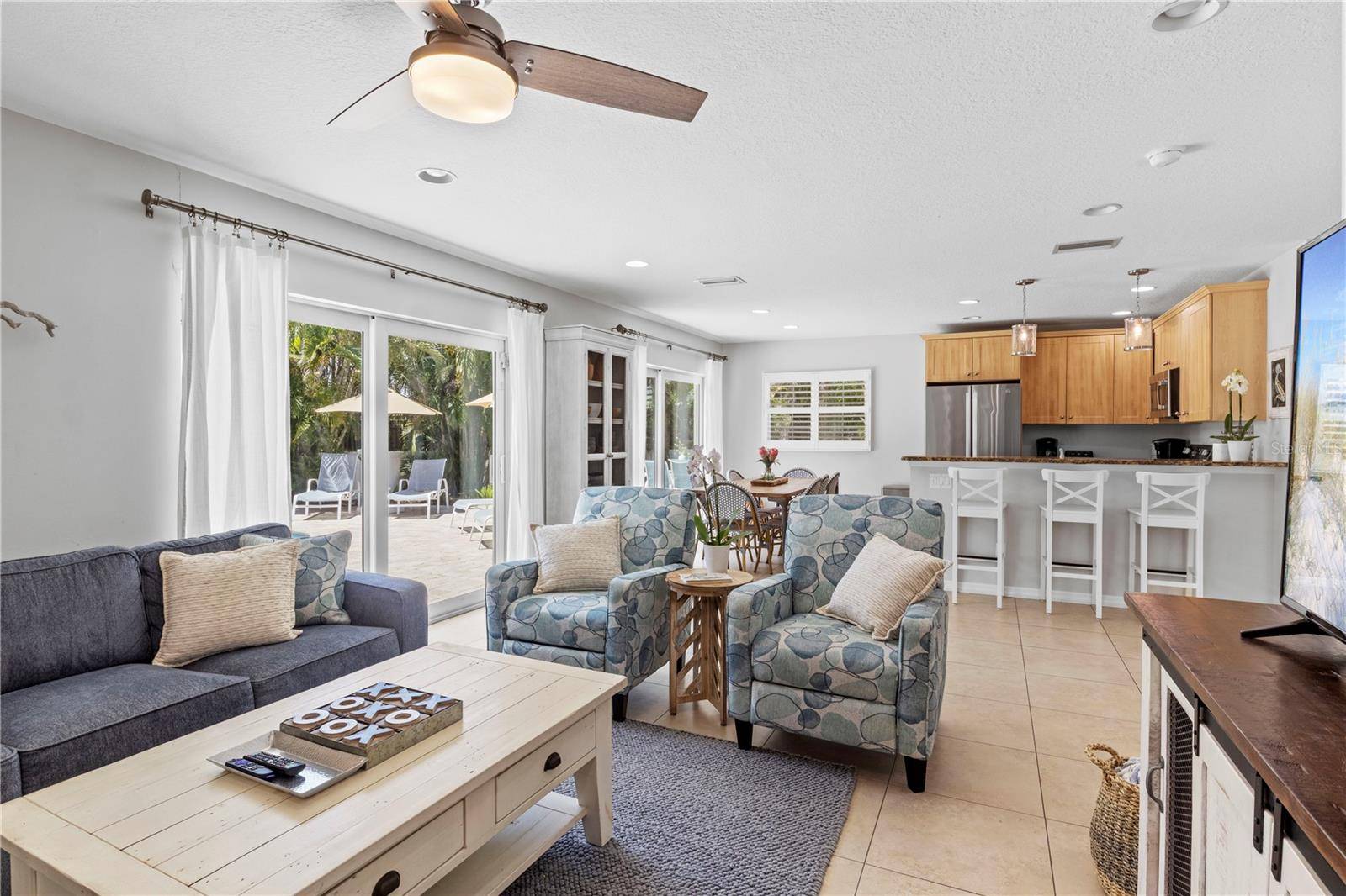 110 PALM AVE, Anna Maria, FL 34216