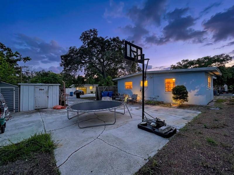 801 51ST AVE S, St Petersburg, FL 33705