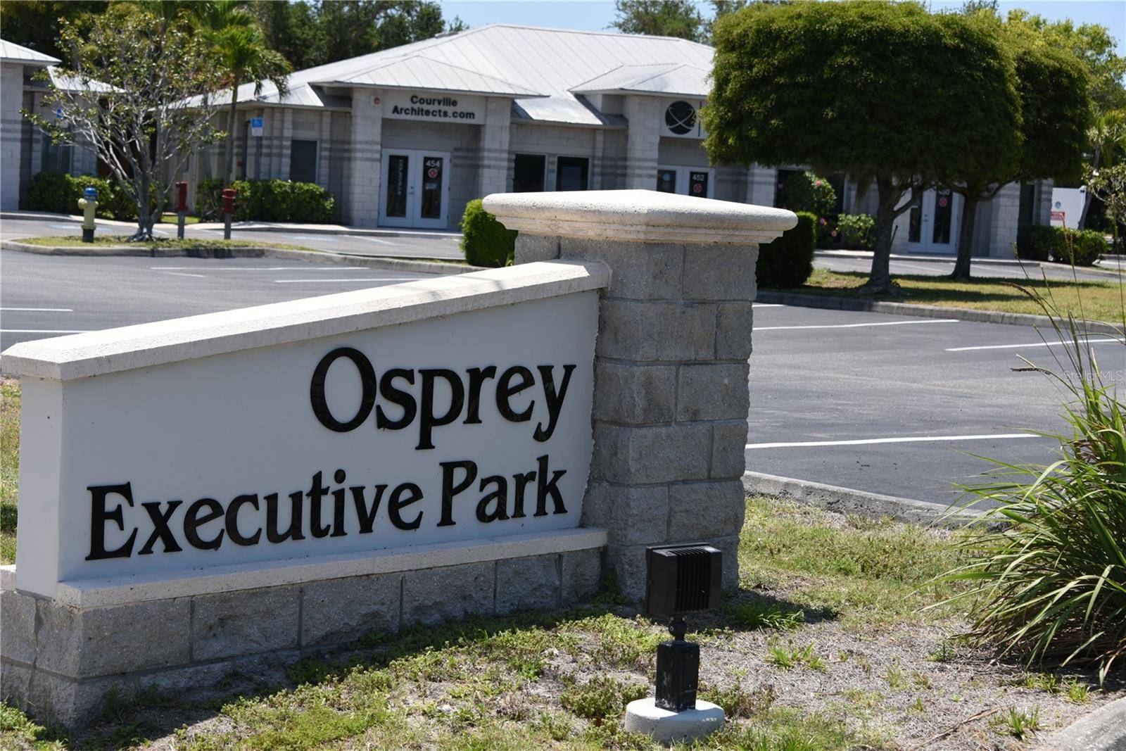 418 S TAMIAMI TRL #E3, Osprey, FL 34229