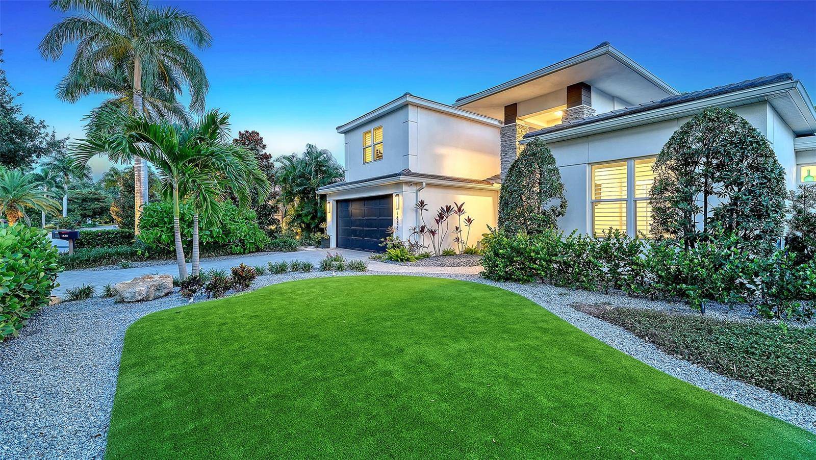 1838 OLEANDER ST, Sarasota, FL 34239