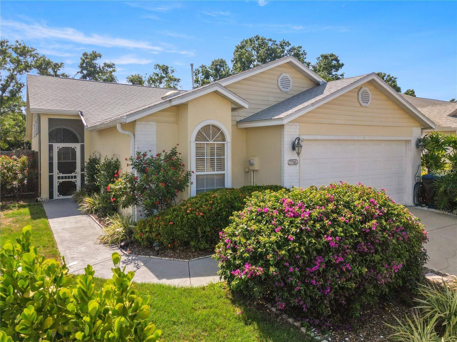 7716 GENEVA LN, Sarasota, FL 34243