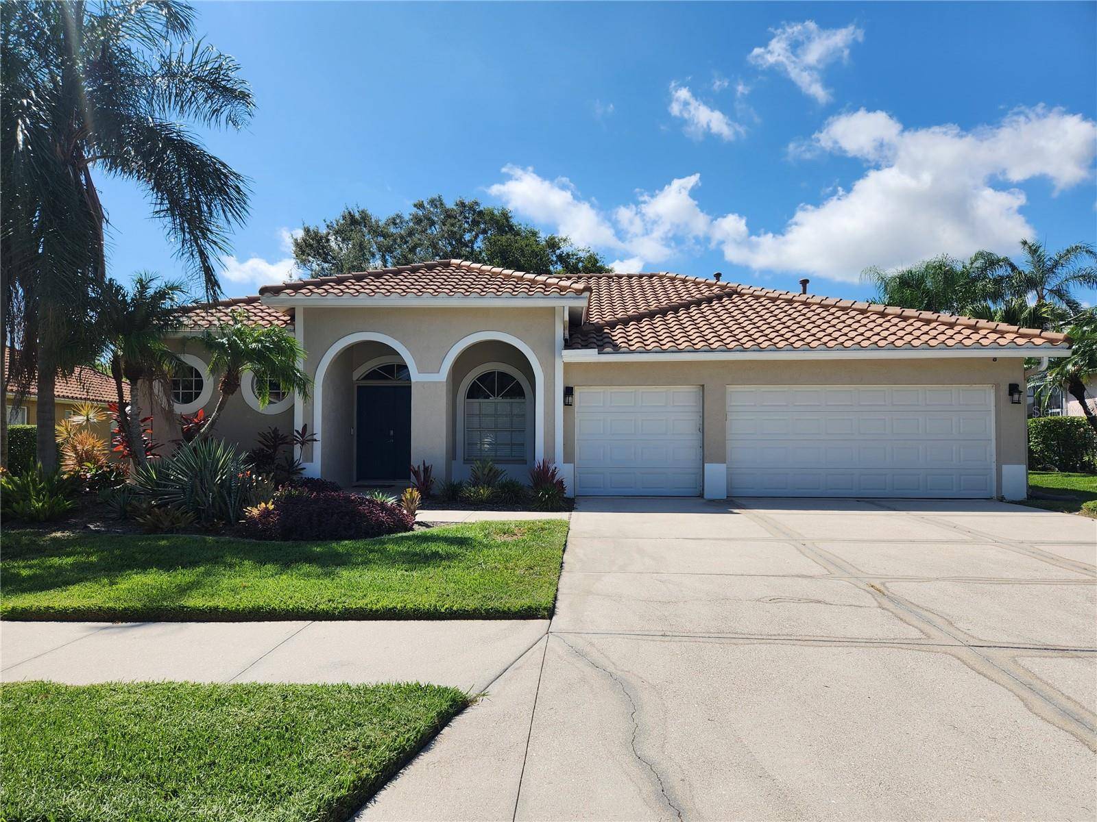 5274 FAR OAK CIR, Sarasota, FL 34238