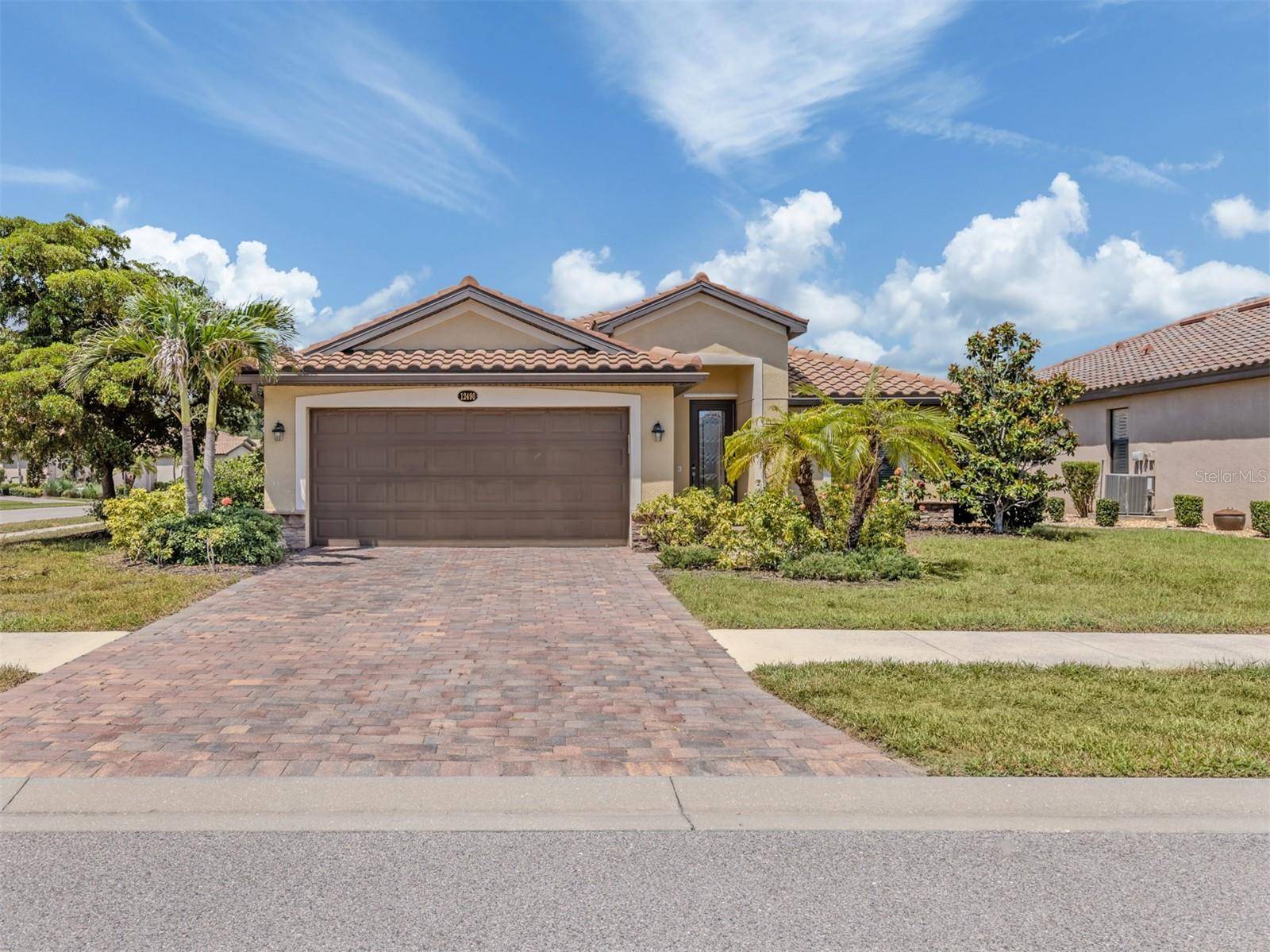 12490 CINQUETERRE DR, Venice, FL 34293
