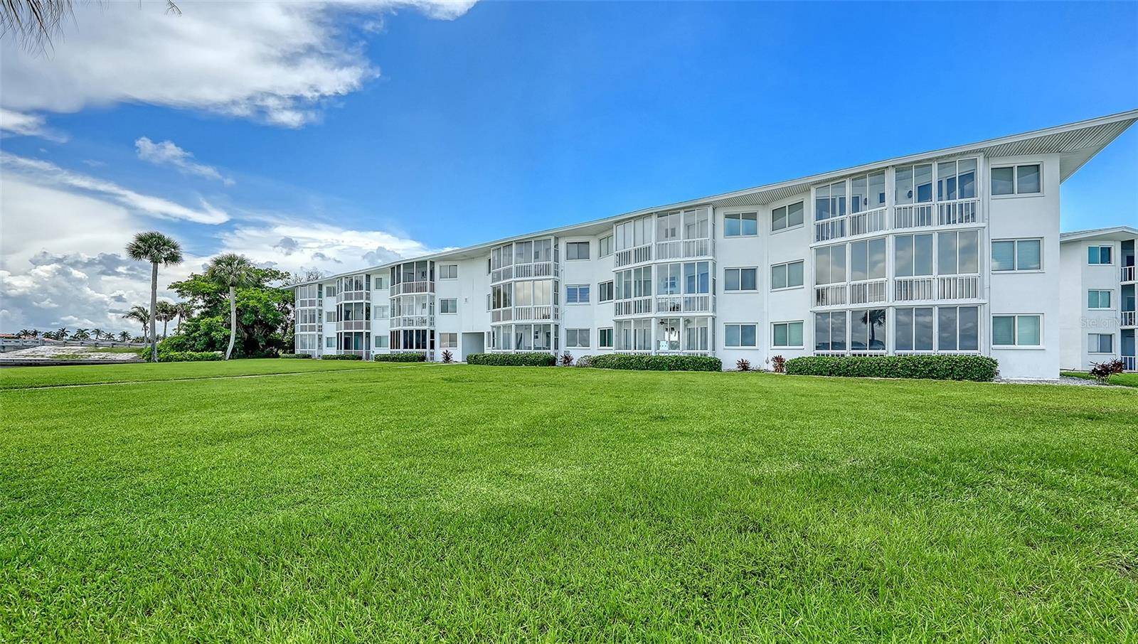 777 JOHN RINGLING BLVD #24, Sarasota, FL 34236