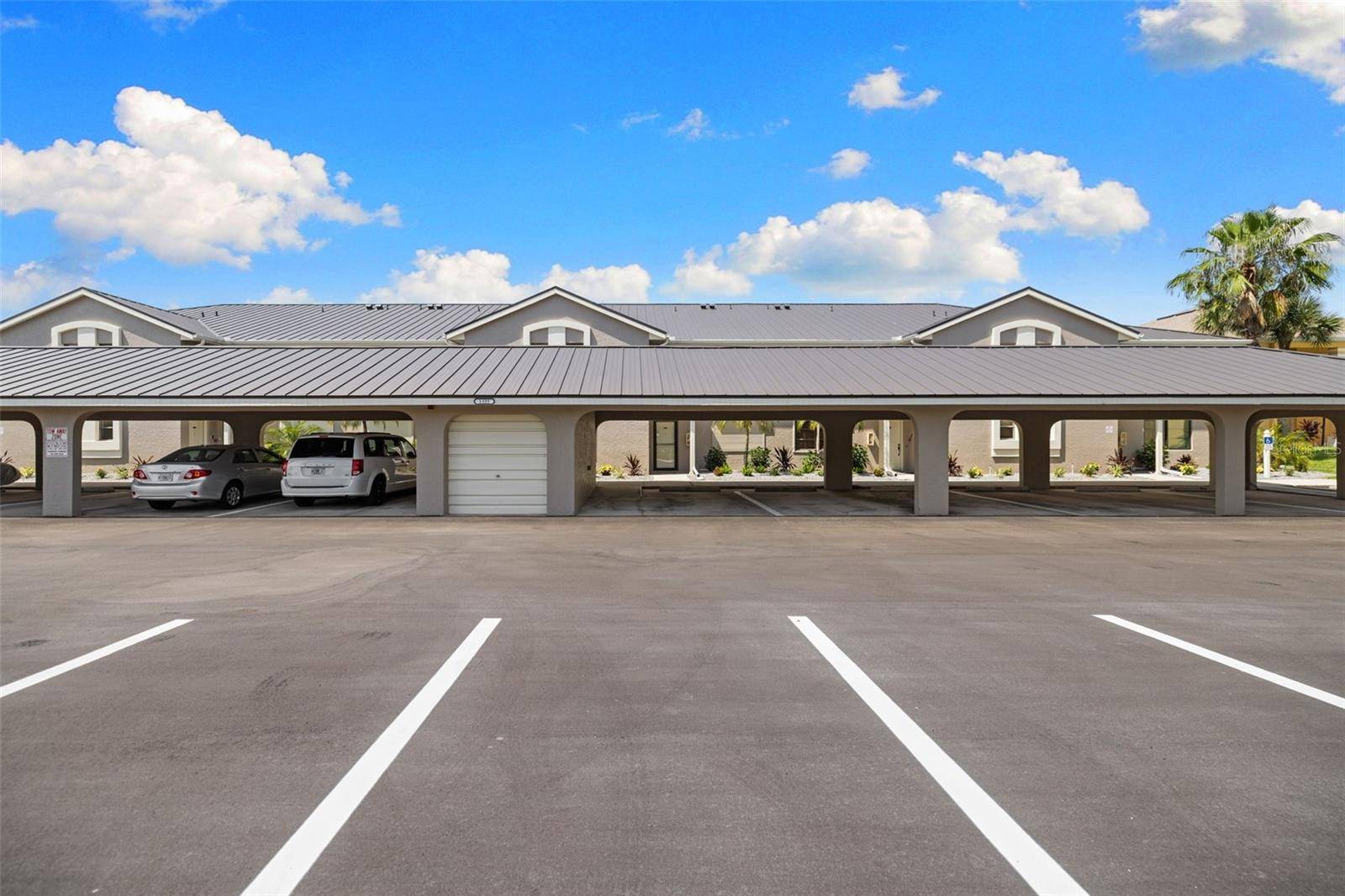 1335 SAXONY CIR #324, Punta Gorda, FL 33983