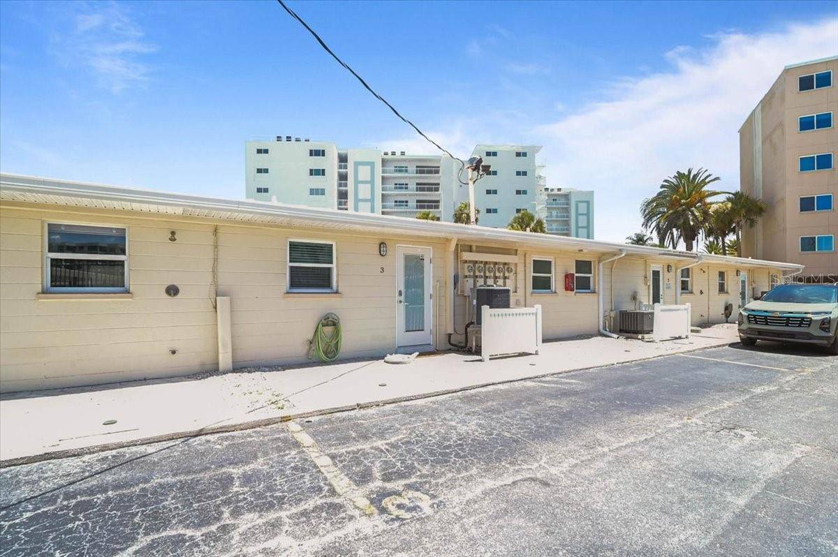 5830 MIDNIGHT PASS RD #3, Sarasota, FL 34242
