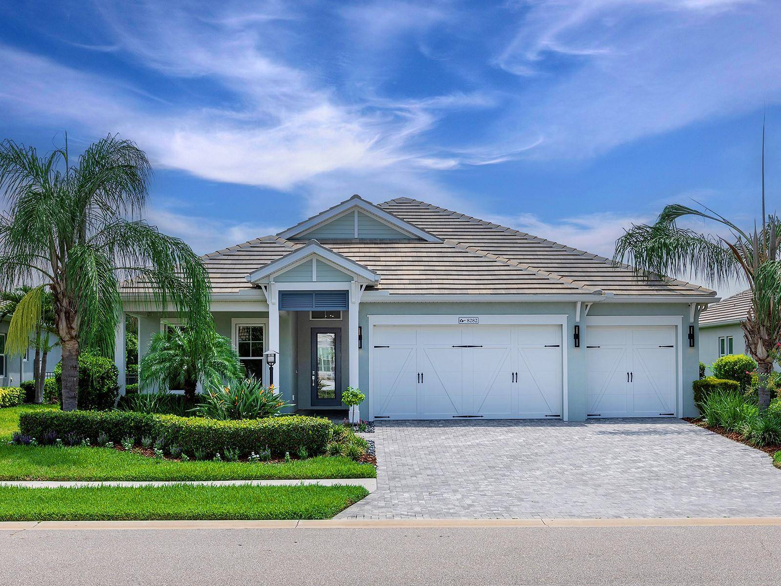 8282 GRANDE SHORES DR, Sarasota, FL 34240