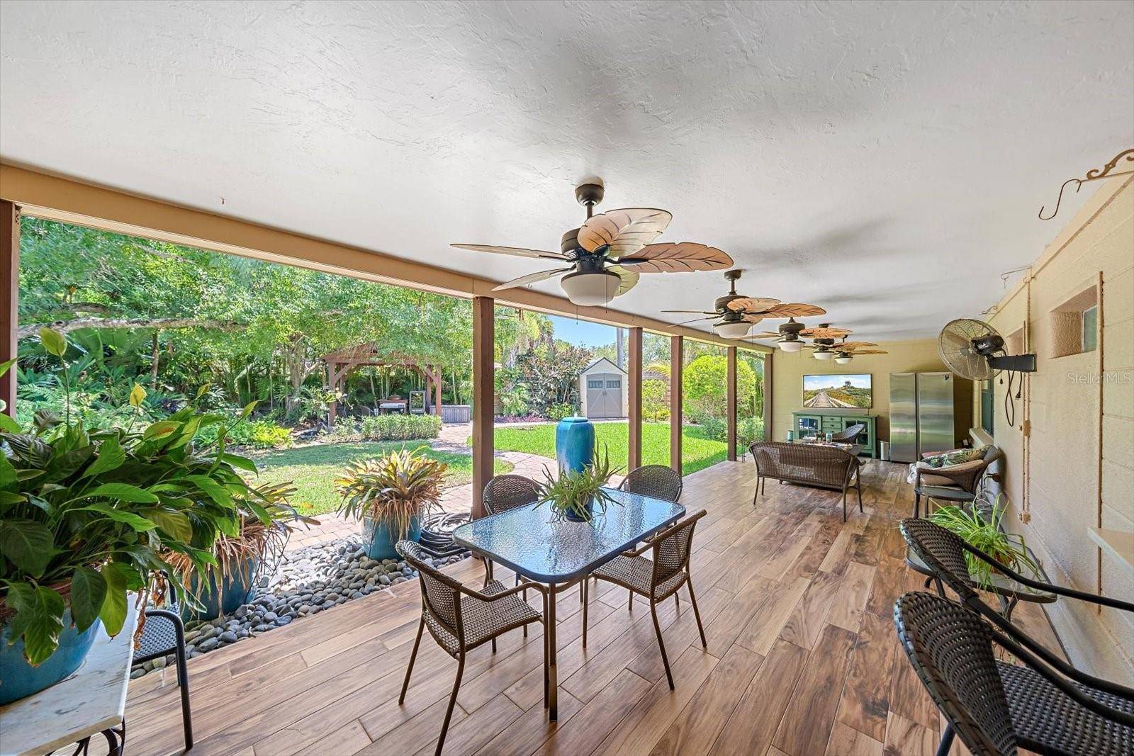 2462 CLEMATIS ST, Sarasota, FL 34239