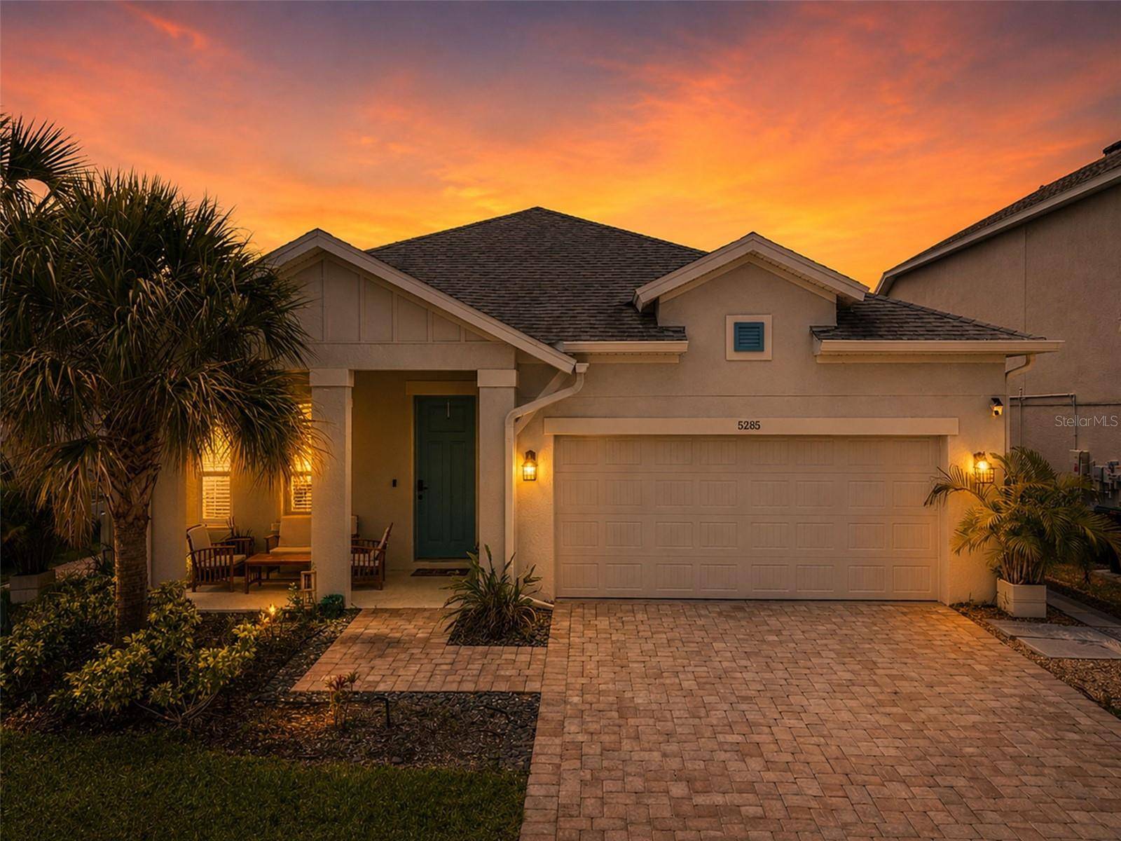 5285 TWINFLOWER LN, Sarasota, FL 34233