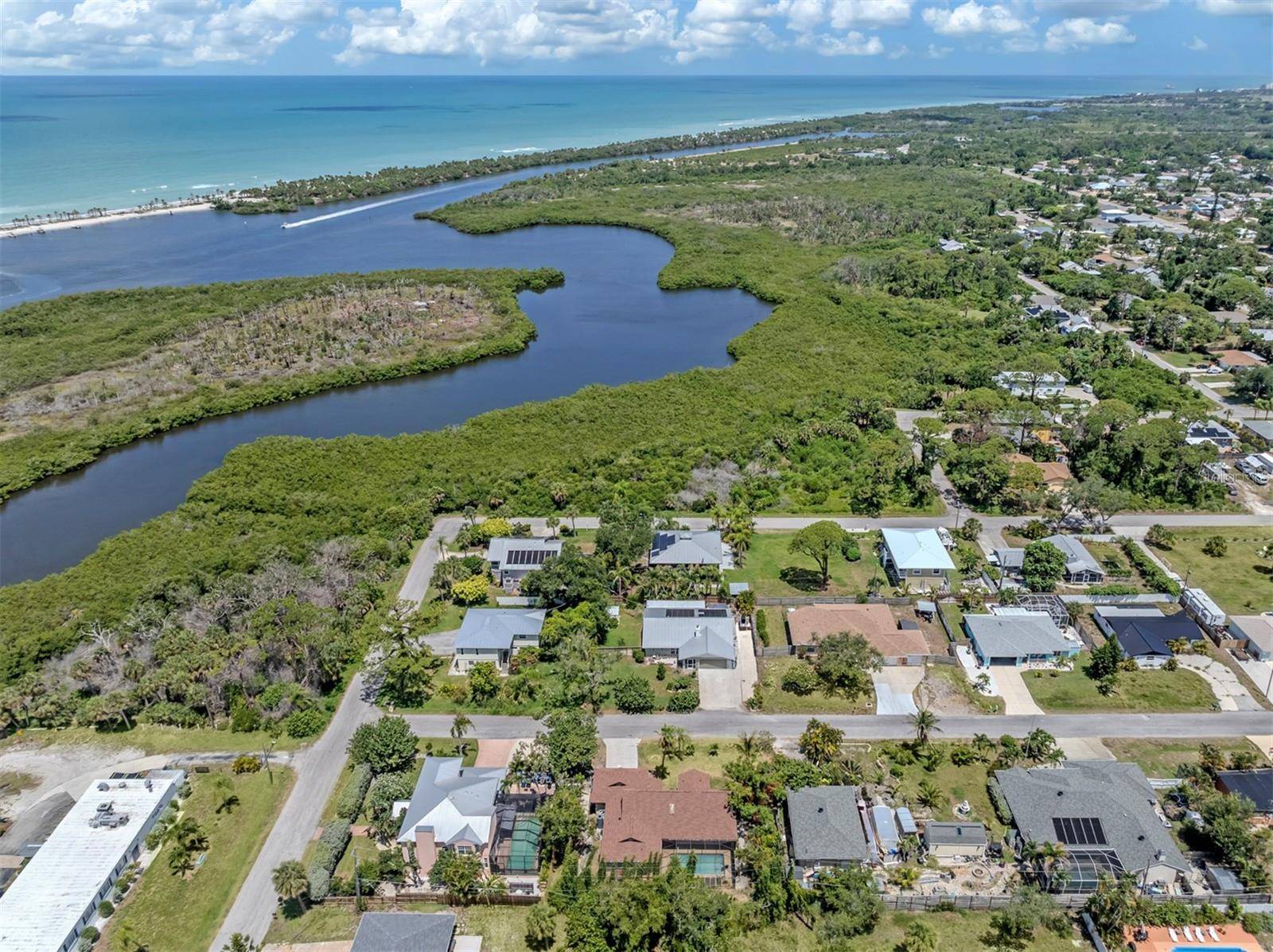 1533 FUNDY RD, Venice, FL 34293