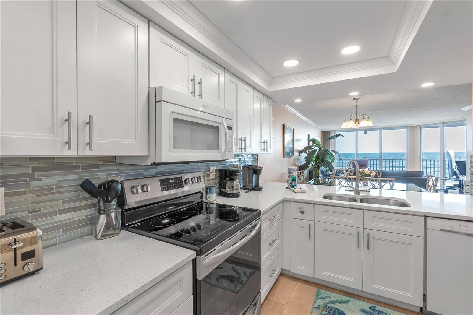 2600 GULF DR N #12, Bradenton Beach, FL 34217