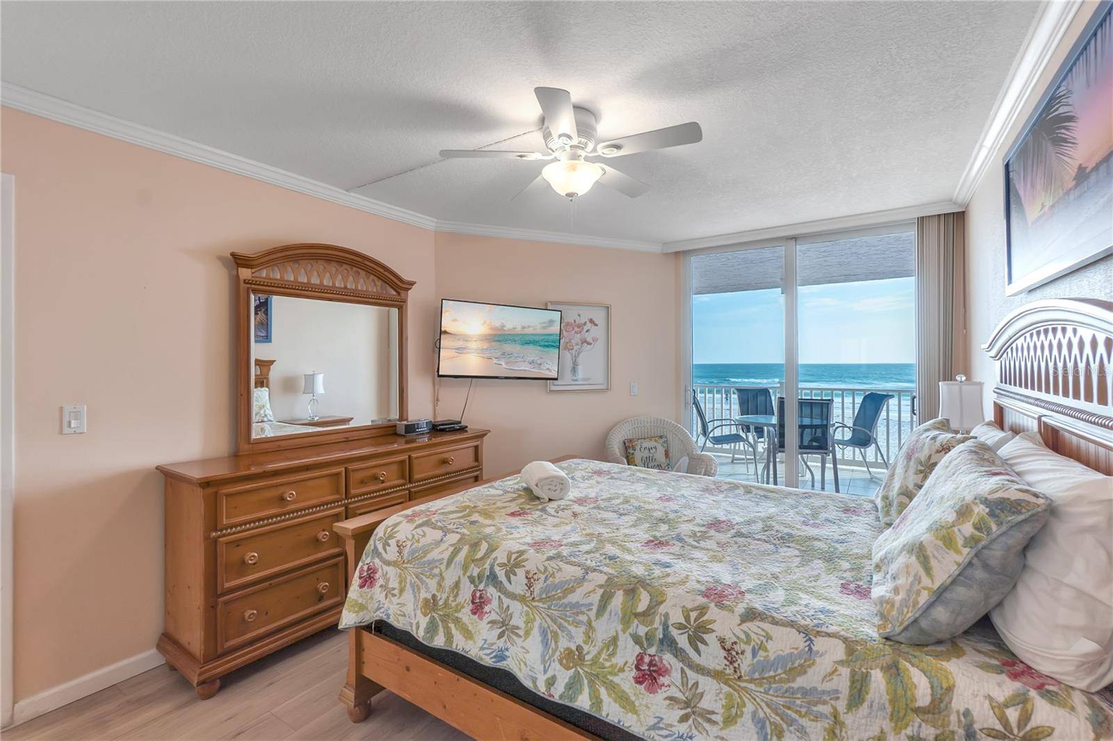 2600 GULF DR N #12, Bradenton Beach, FL 34217