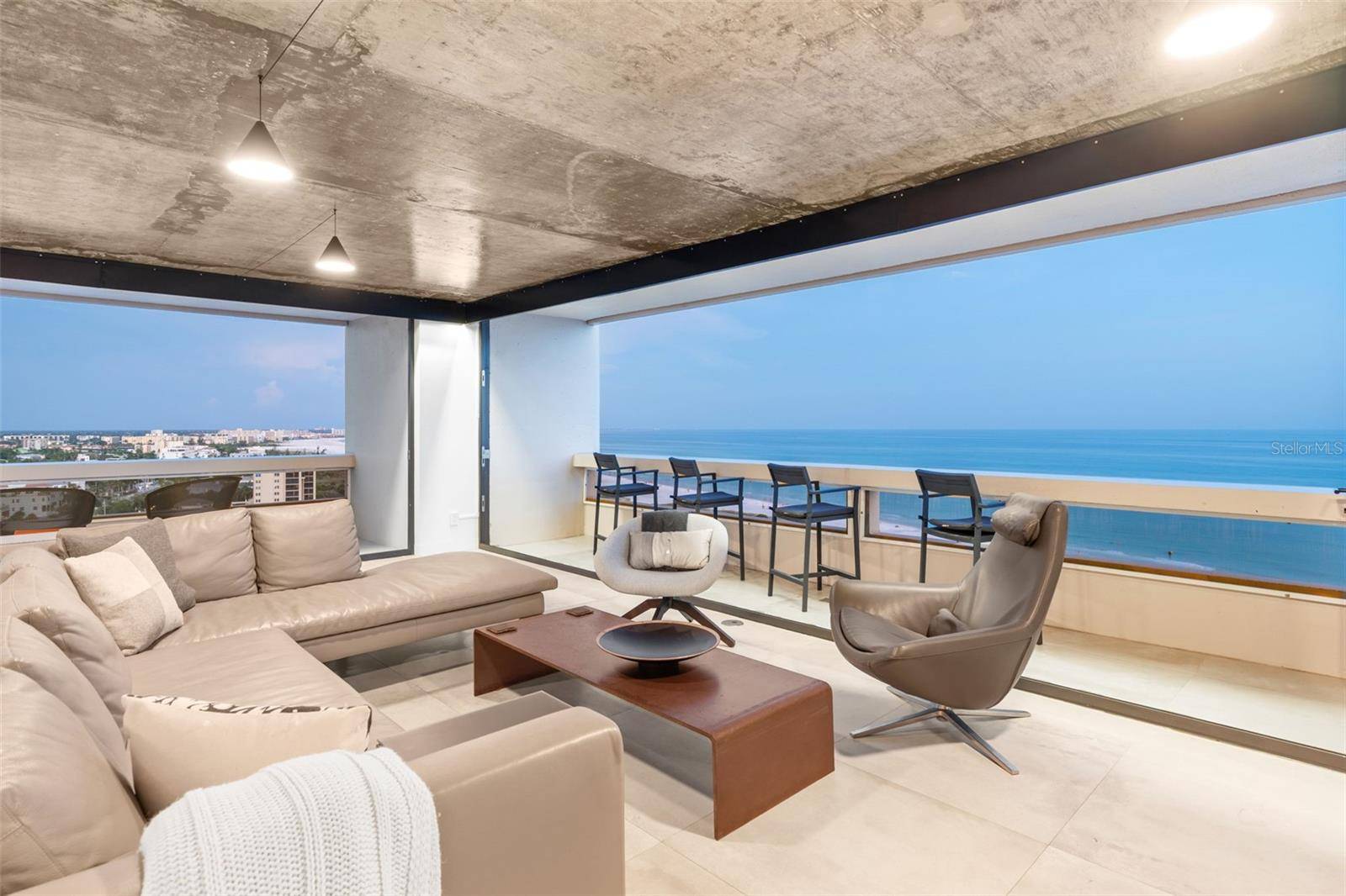 5400 OCEAN BLVD #15 1-4, Sarasota, FL 34242