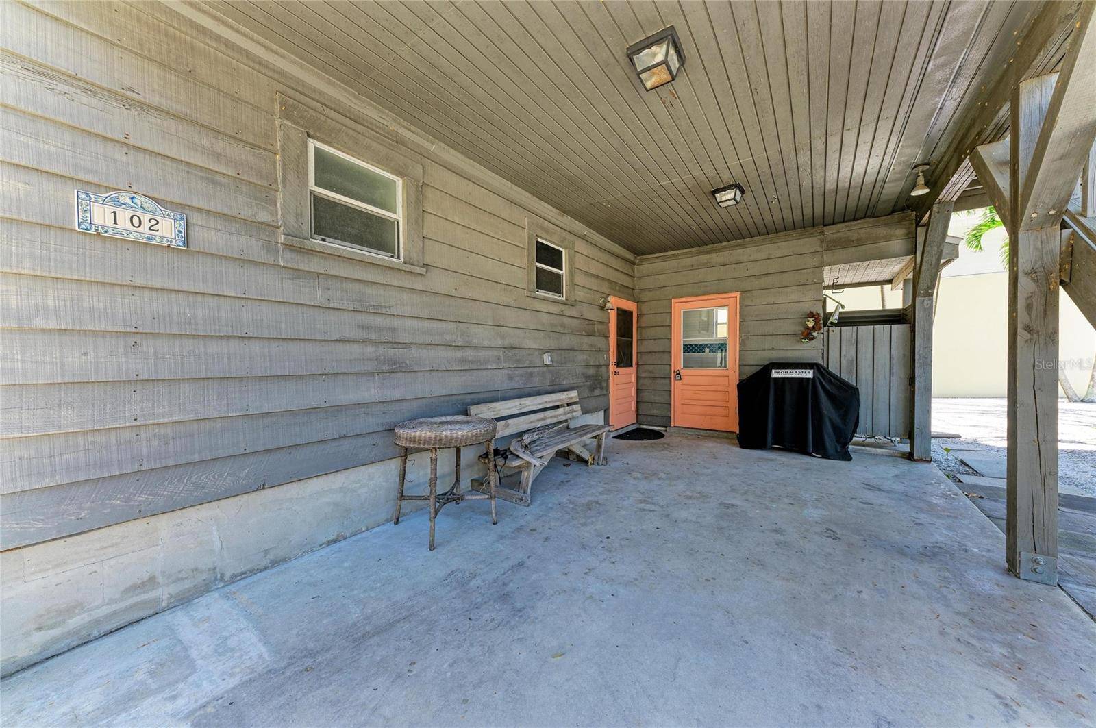 102 PALMETTO AVE, Anna Maria, FL 34216