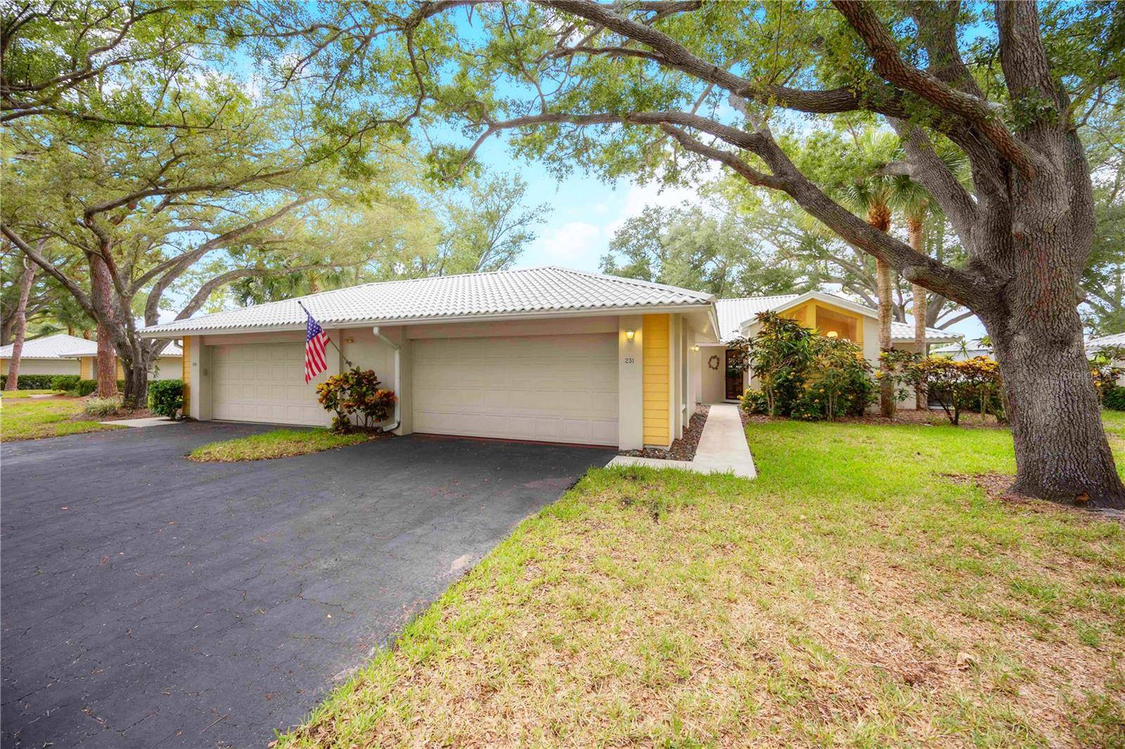 231 SOUTHAMPTON LN #277, Venice, FL 34293