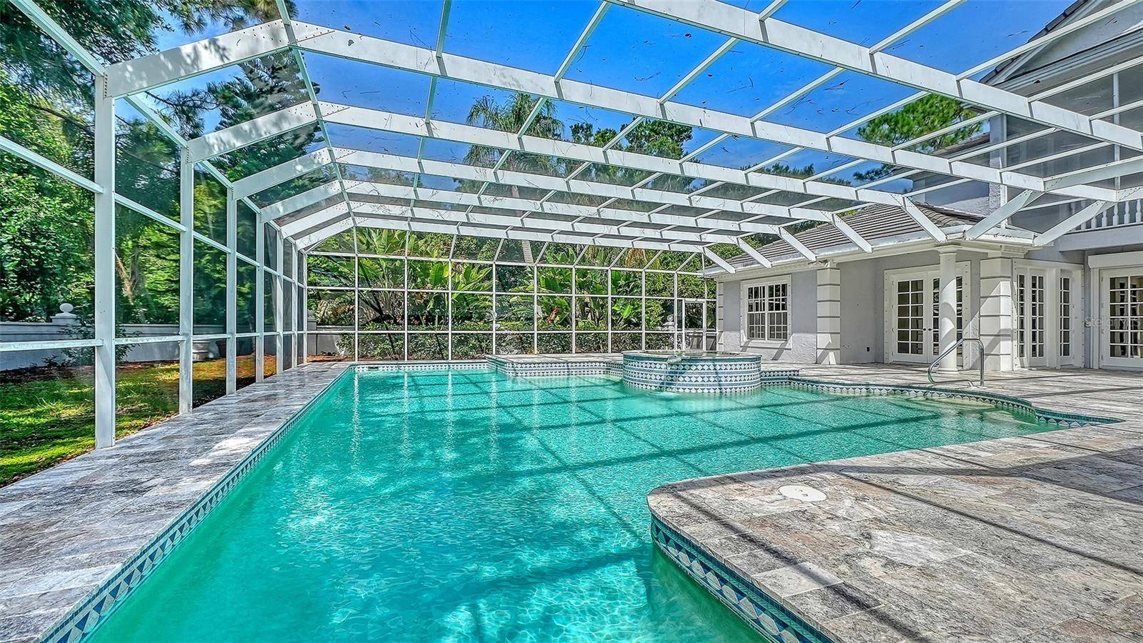 916 MACEWEN DR, Osprey, FL 34229