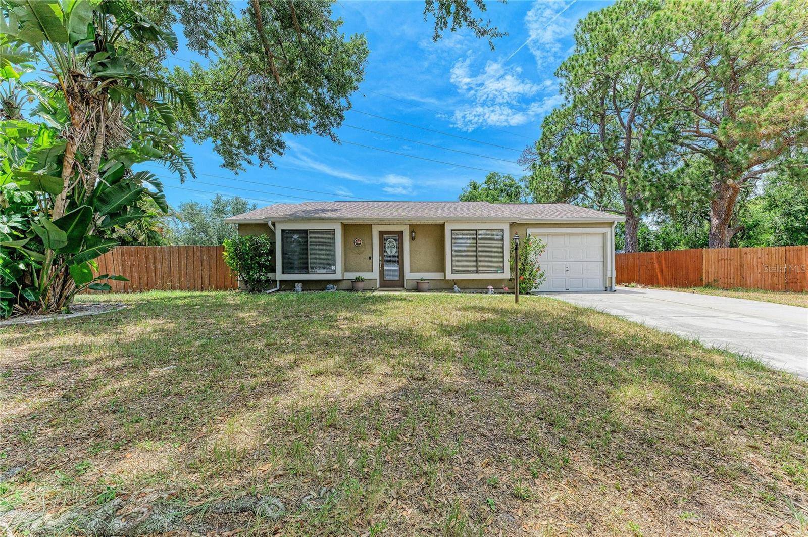 2226 LOCKWOOD MEADOWS DR, Sarasota, FL 34234