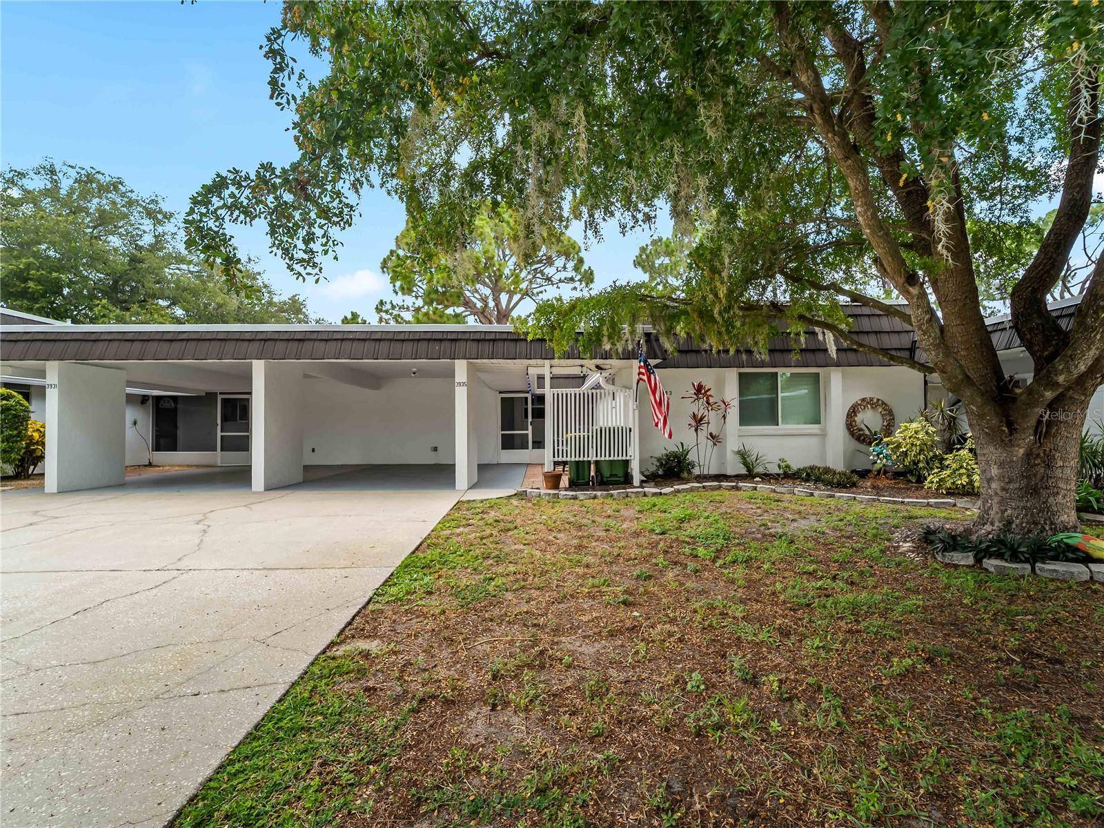 3935 PANOLA LN #183, Sarasota, FL 34232
