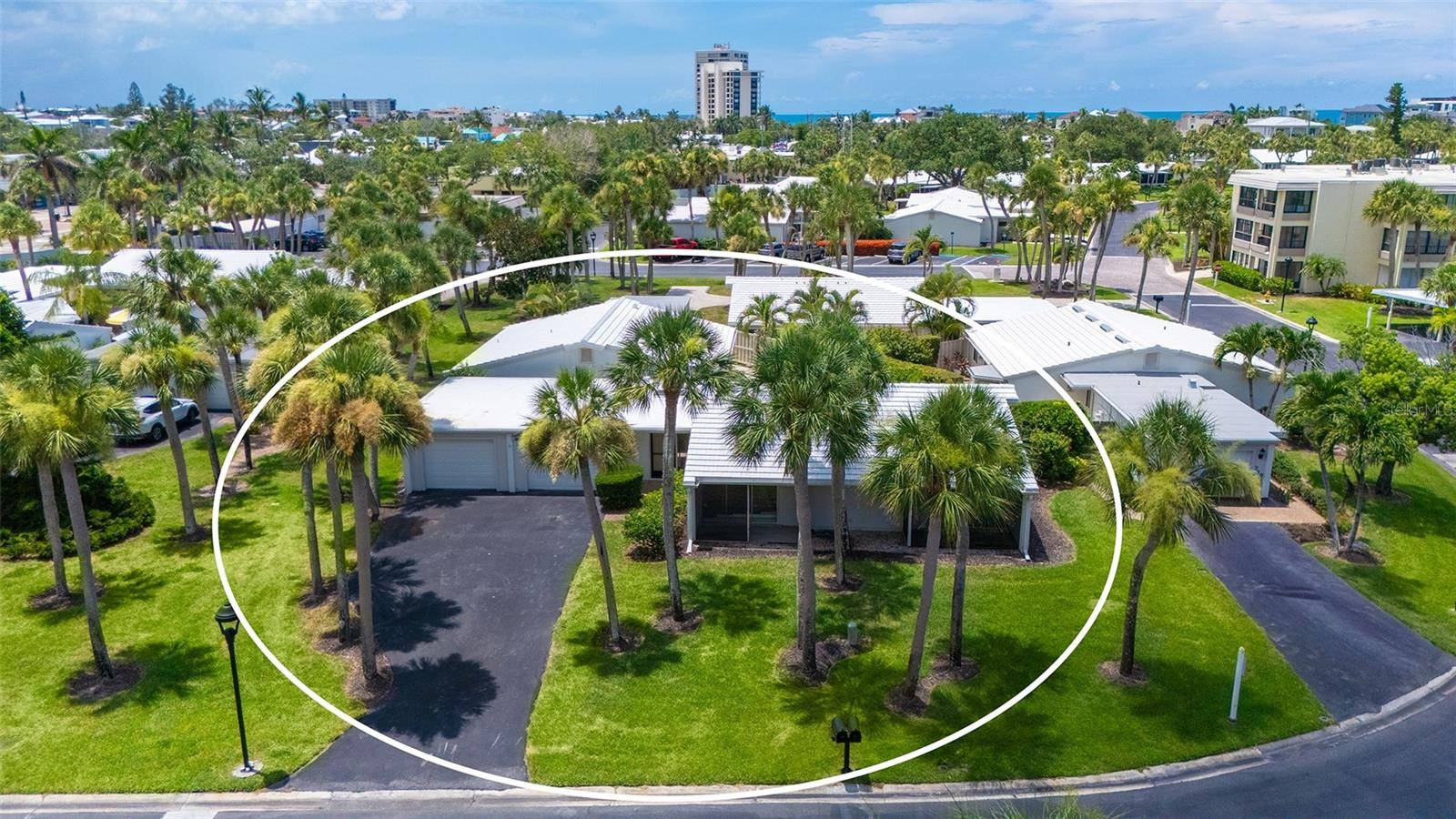 208 HOURGLASS WAY #V11, Sarasota, FL 34242