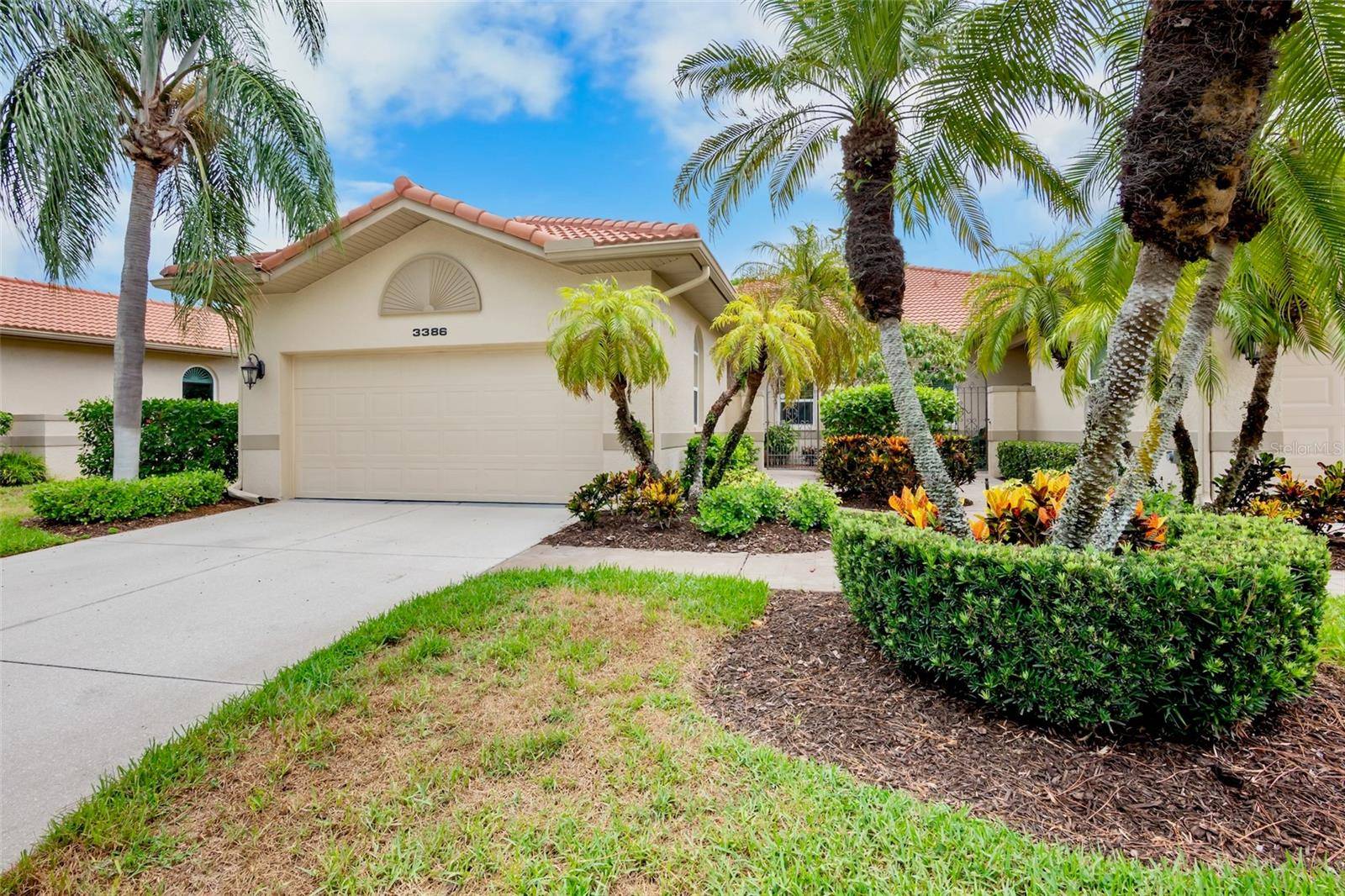 3386 CHELMSFORD CT #7, Sarasota, FL 34235