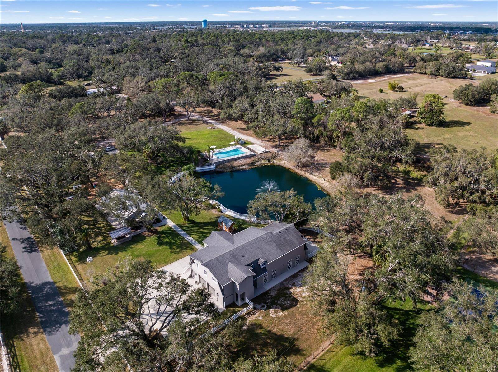 1228 WAGON WHEEL DR, Sarasota, FL 34240