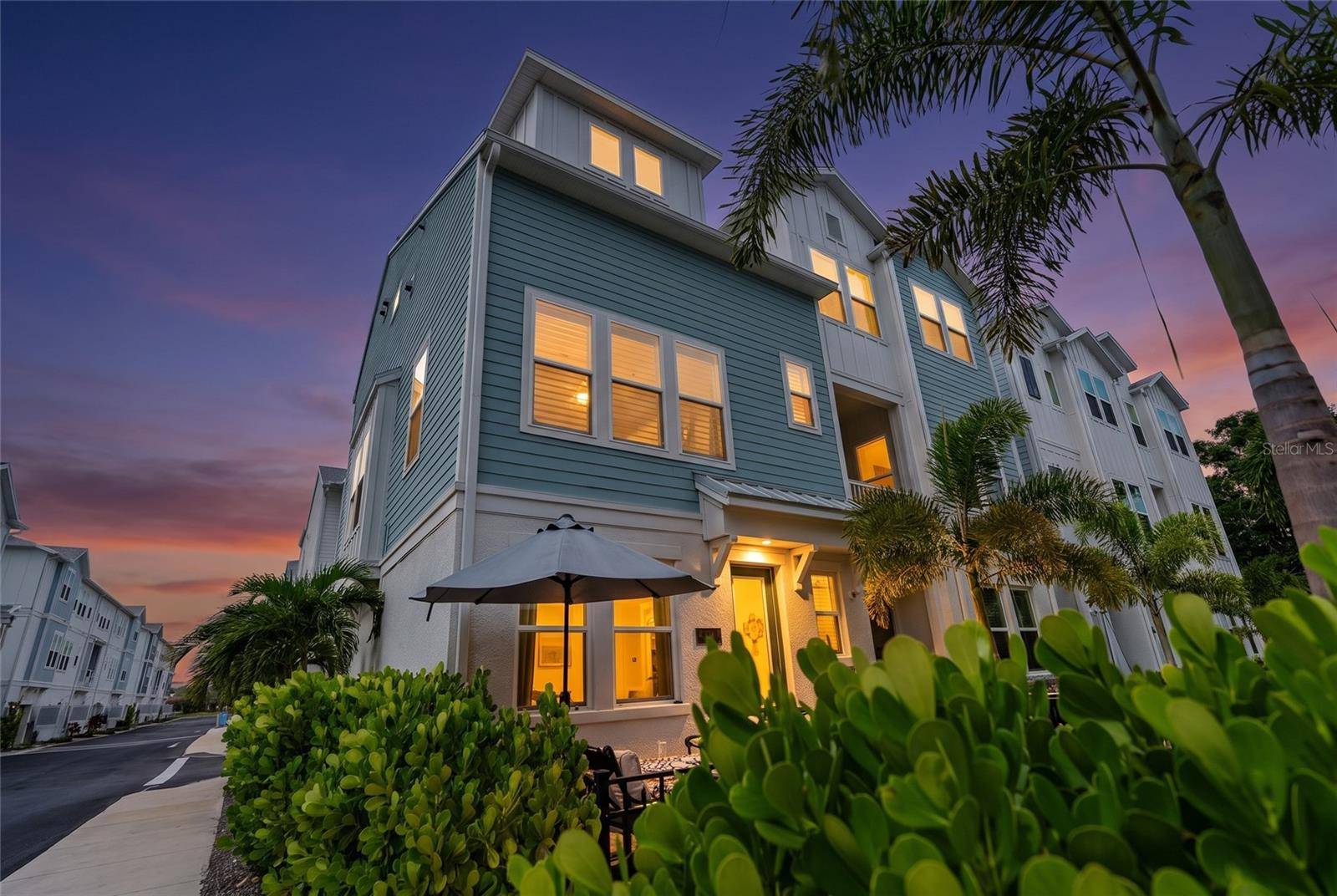 2501 BOONE CT, Sarasota, FL 34237