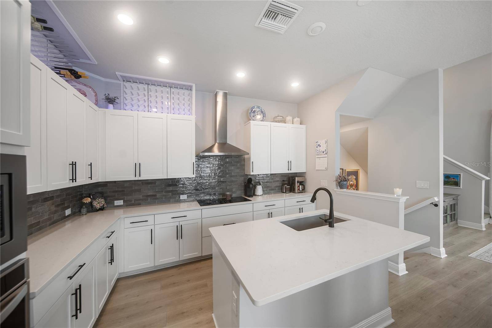 2501 BOONE CT, Sarasota, FL 34237