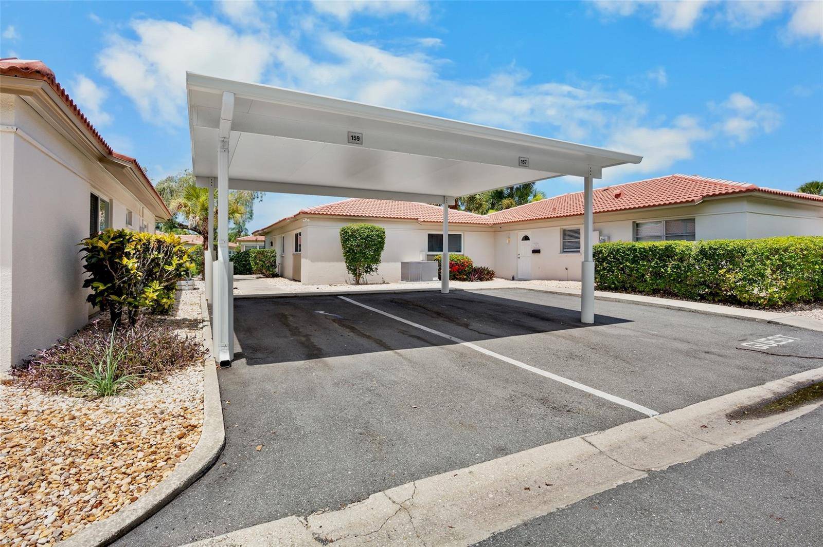 159 VISTA HERMOSA CIR #27B, Sarasota, FL 34242