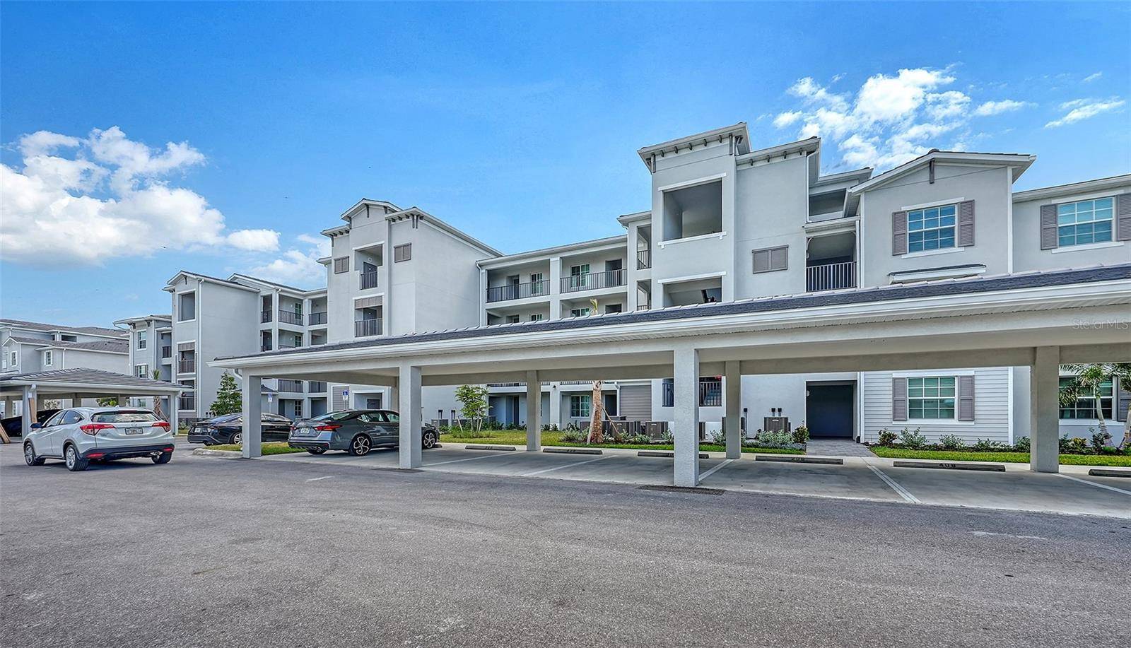 17600 OPAL SAND DR #301, Venice, FL 34293