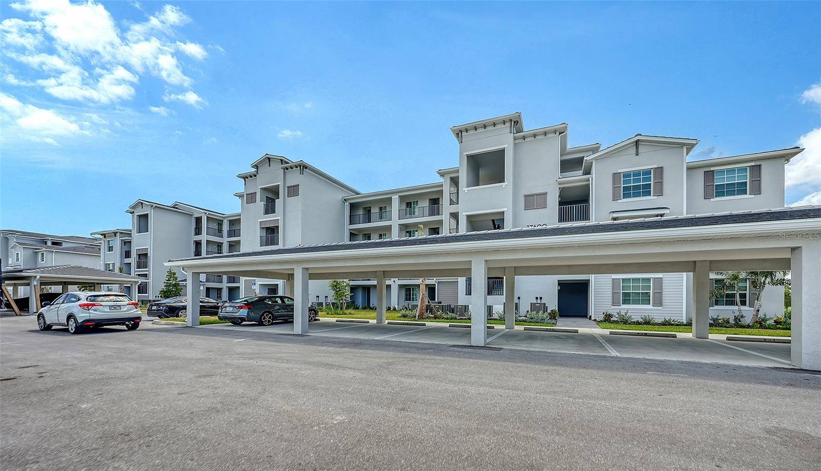 17600 OPAL SAND DR #301, Venice, FL 34293