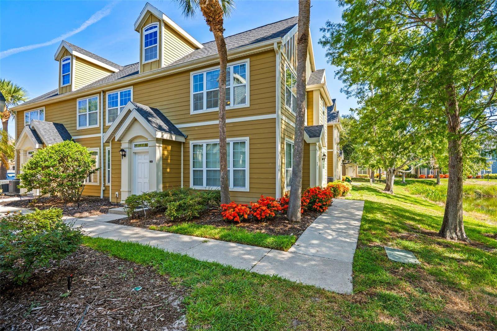 5611 BIDWELL Pkwy #204, Sarasota, FL 34233