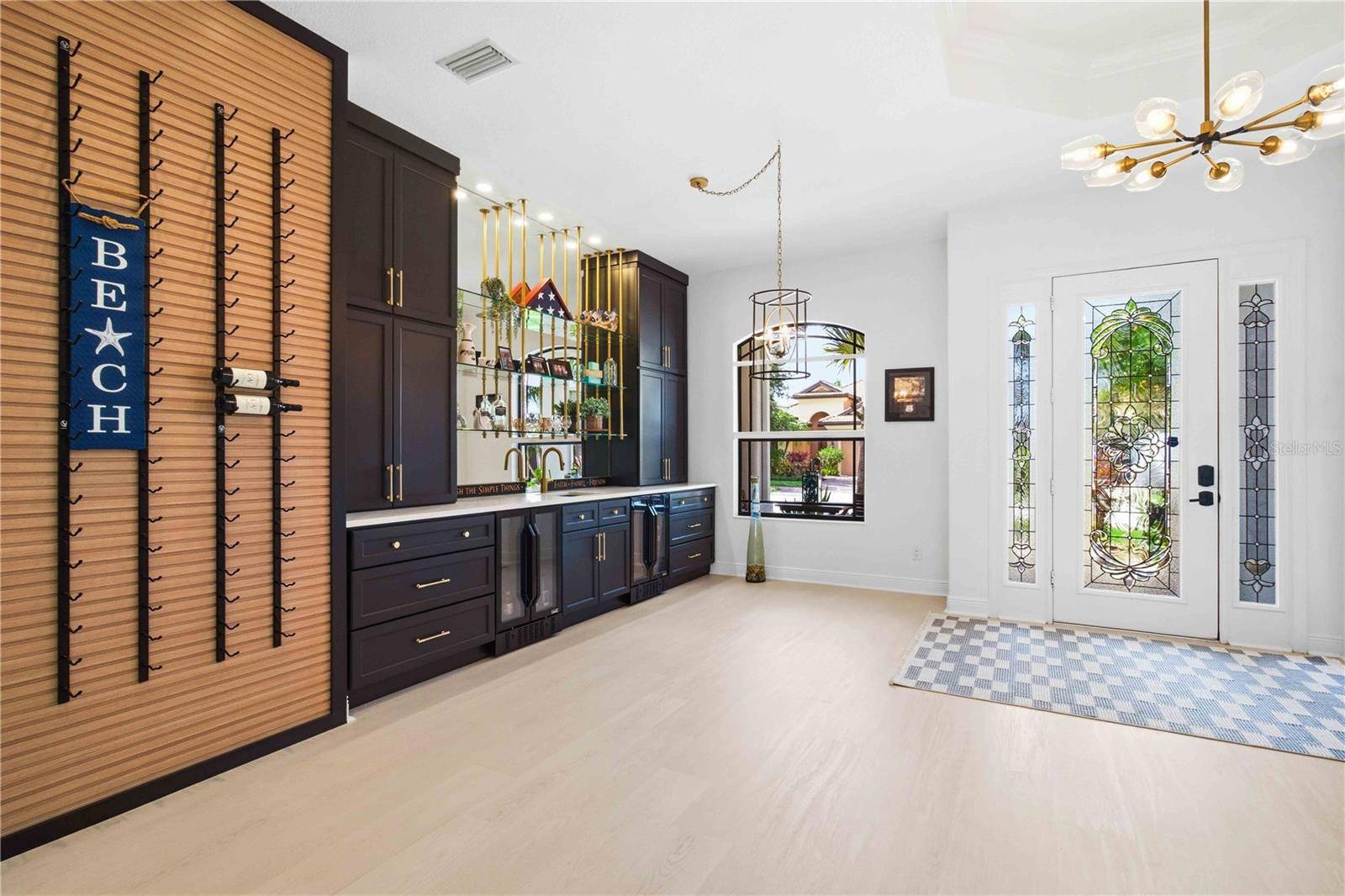8051 36TH STREET CIR E, Sarasota, FL 34243