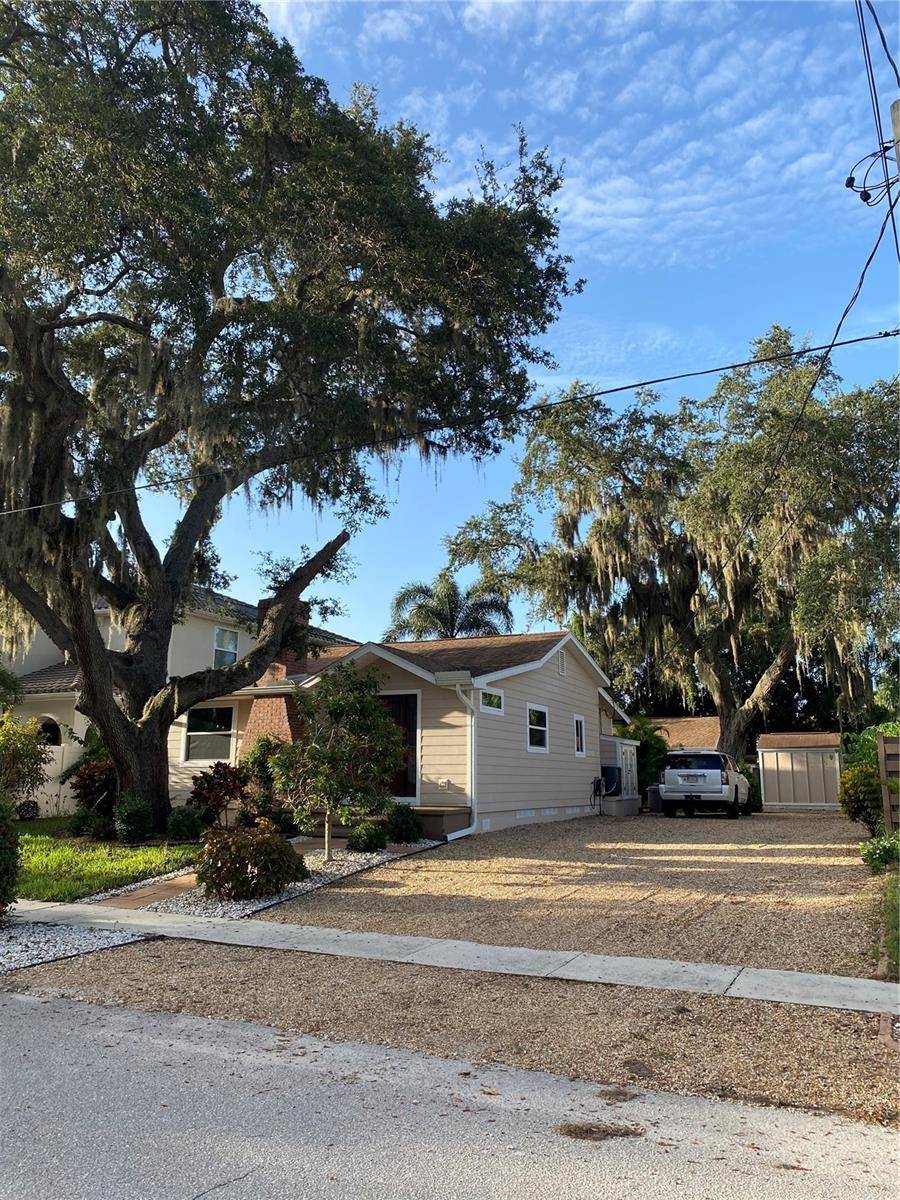 1832 WORRINGTON ST, Sarasota, FL 34231