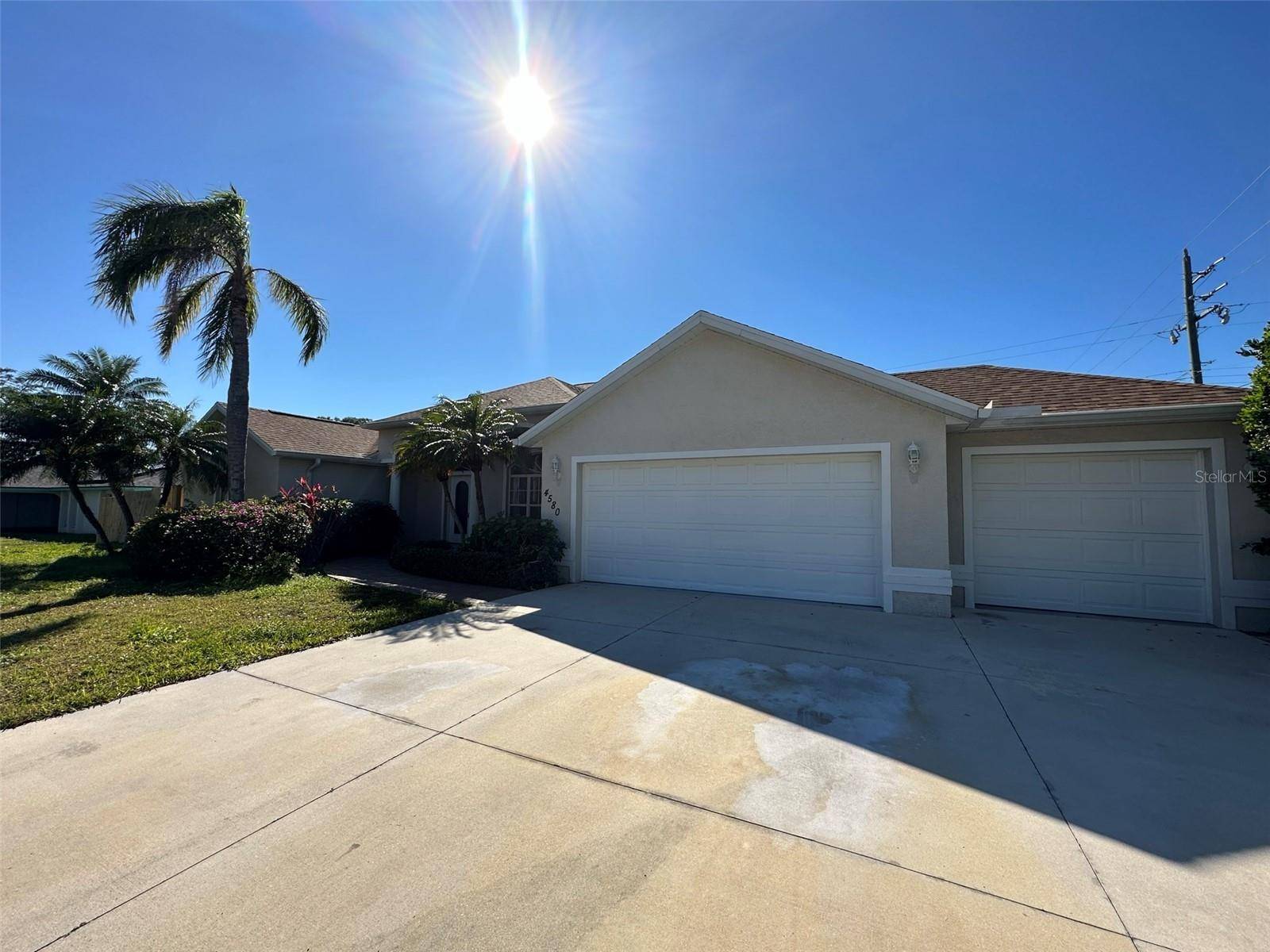 4580 CRYSTAL RD, Venice, FL 34293