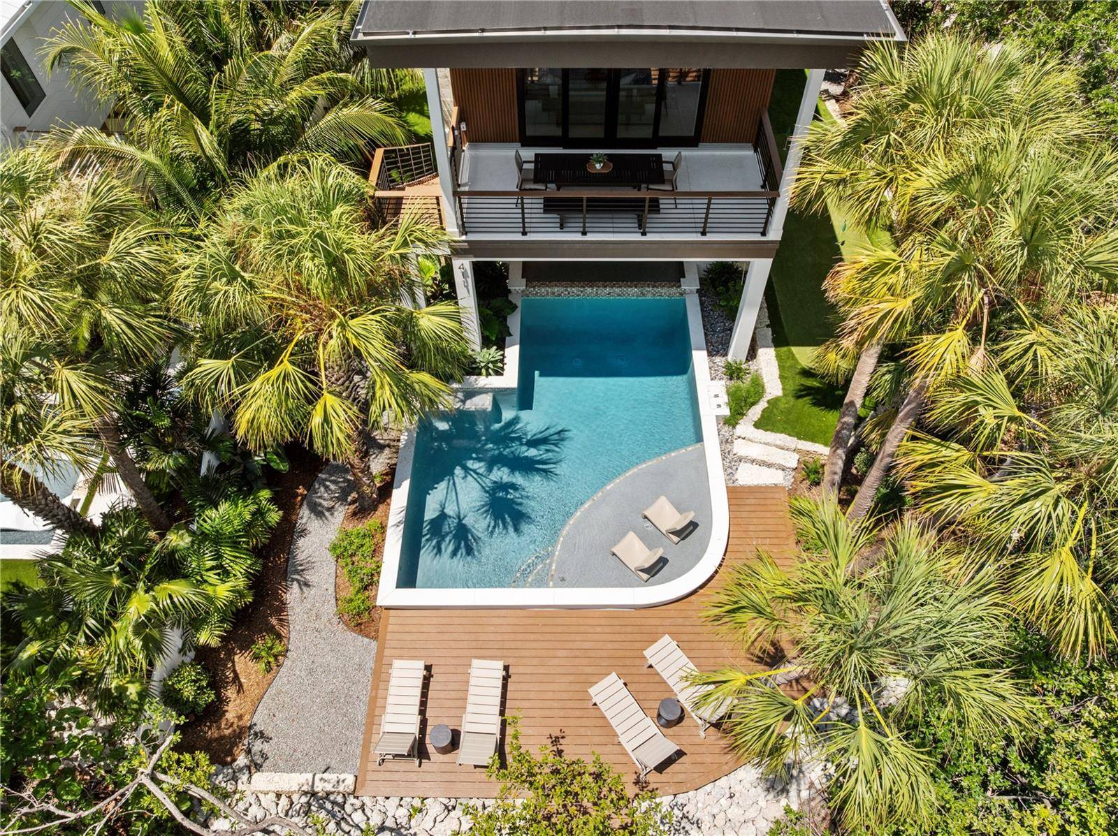 411 PALM AVE, Anna Maria, FL 34216