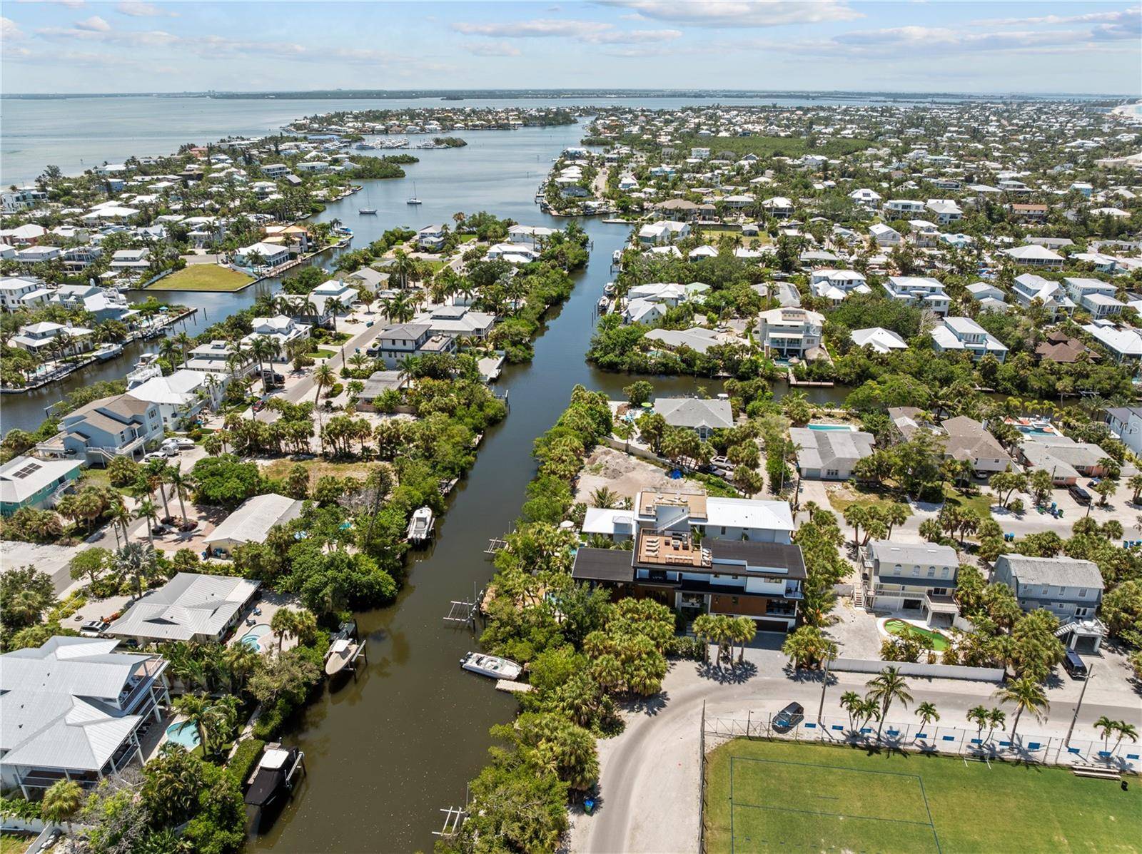 411 PALM AVE, Anna Maria, FL 34216