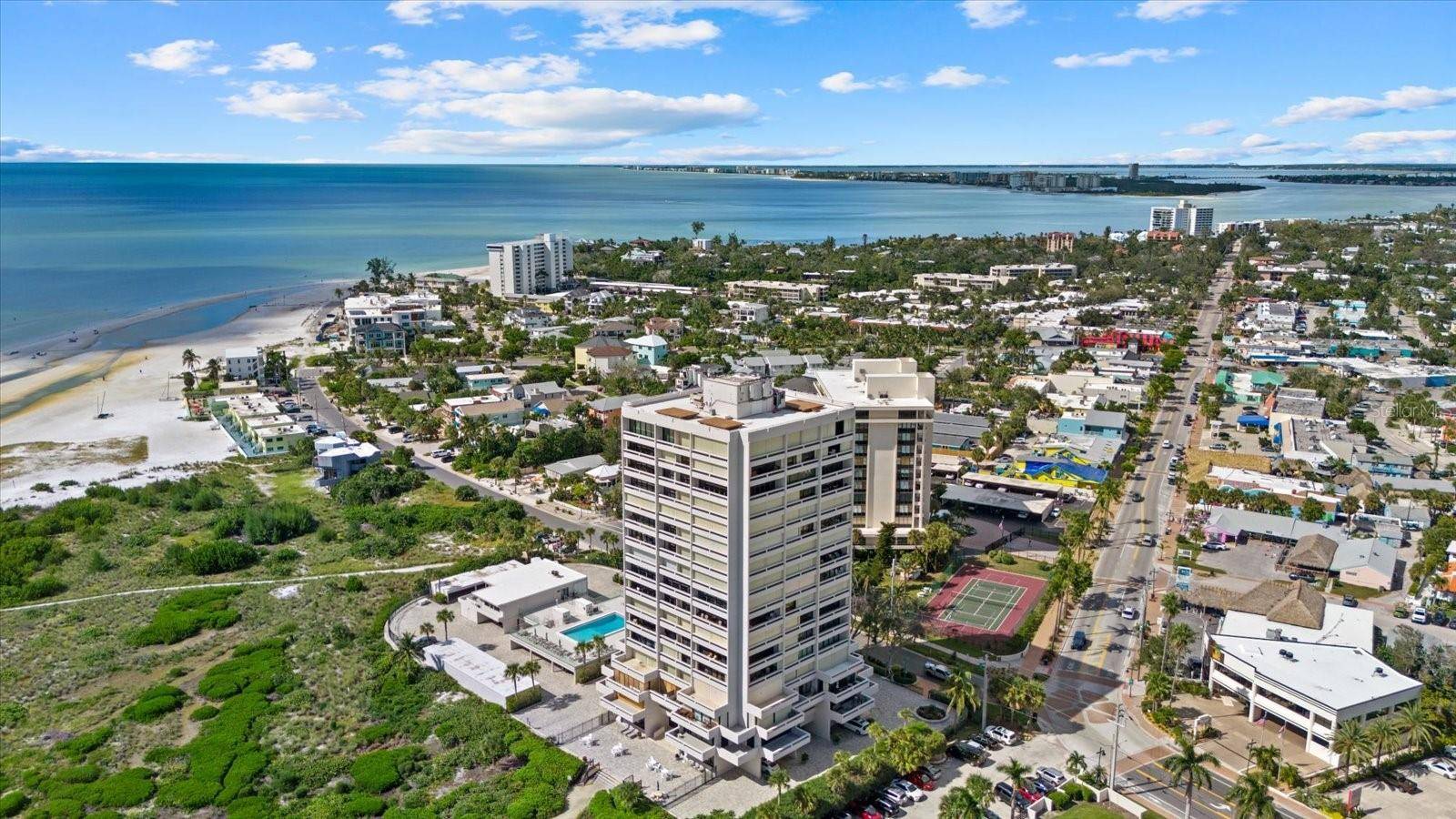 5400 OCEAN BLVD #17-04, Sarasota, FL 34242