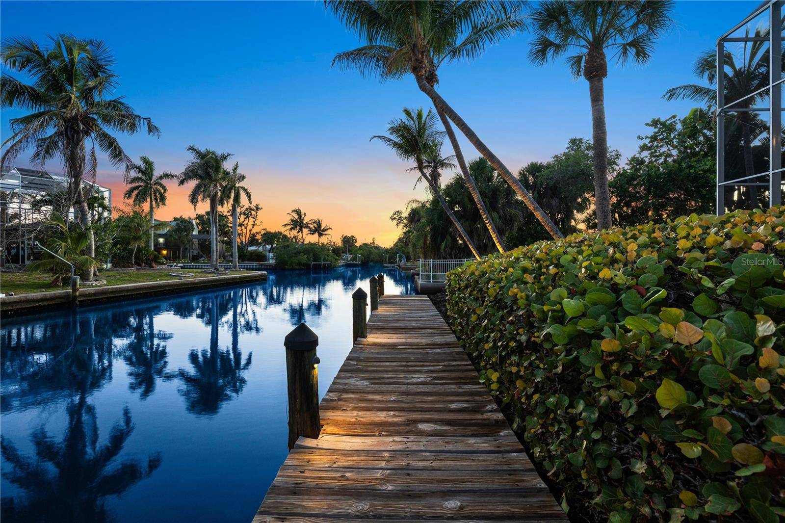 412 TREASURE BOAT WAY, Sarasota, FL 34242