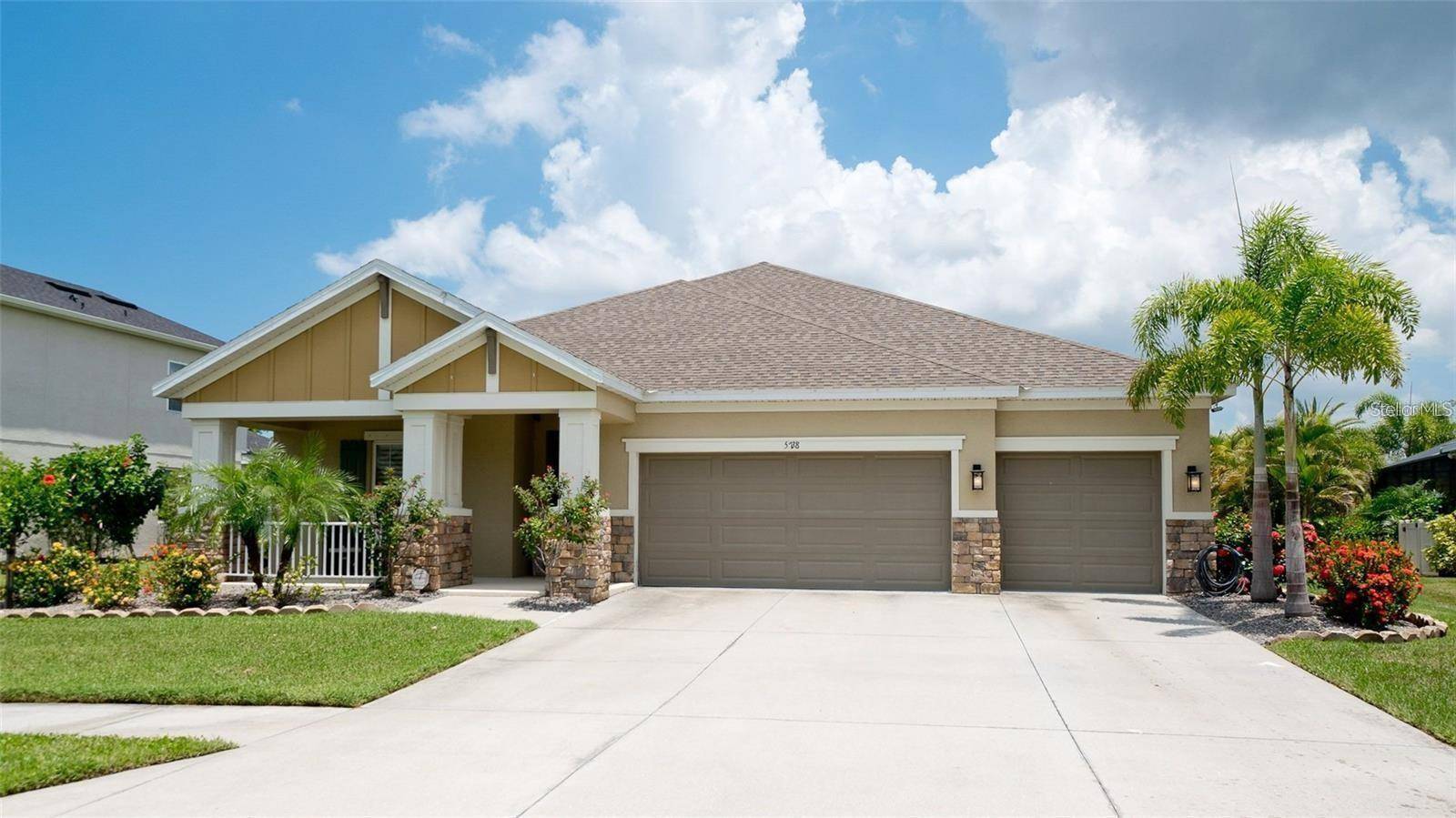 5738 HYDRANGEA CIR, Sarasota, FL 34238