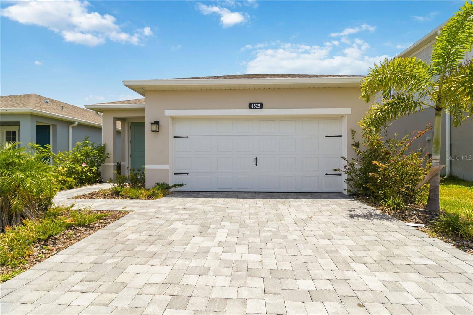 4525 PIPPIN LN, Lakewood Ranch, FL 34211