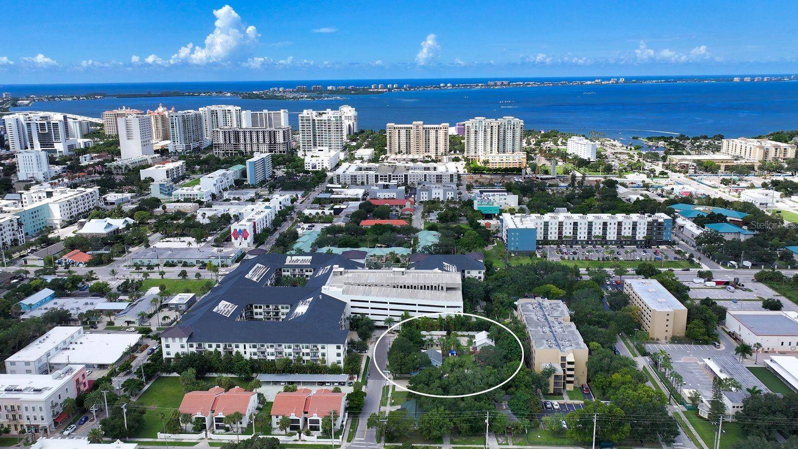 1555 7TH ST, Sarasota, FL 34236