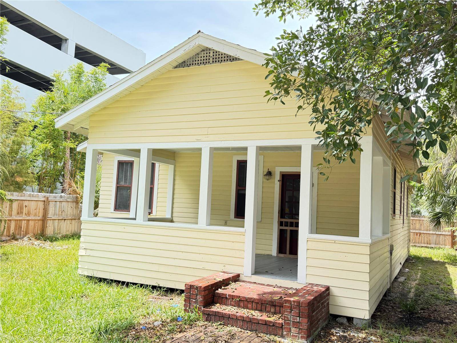 1555 7TH ST, Sarasota, FL 34236