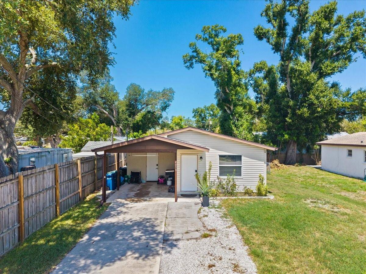 4050 ROCKEFELLER AVE, Sarasota, FL 34231
