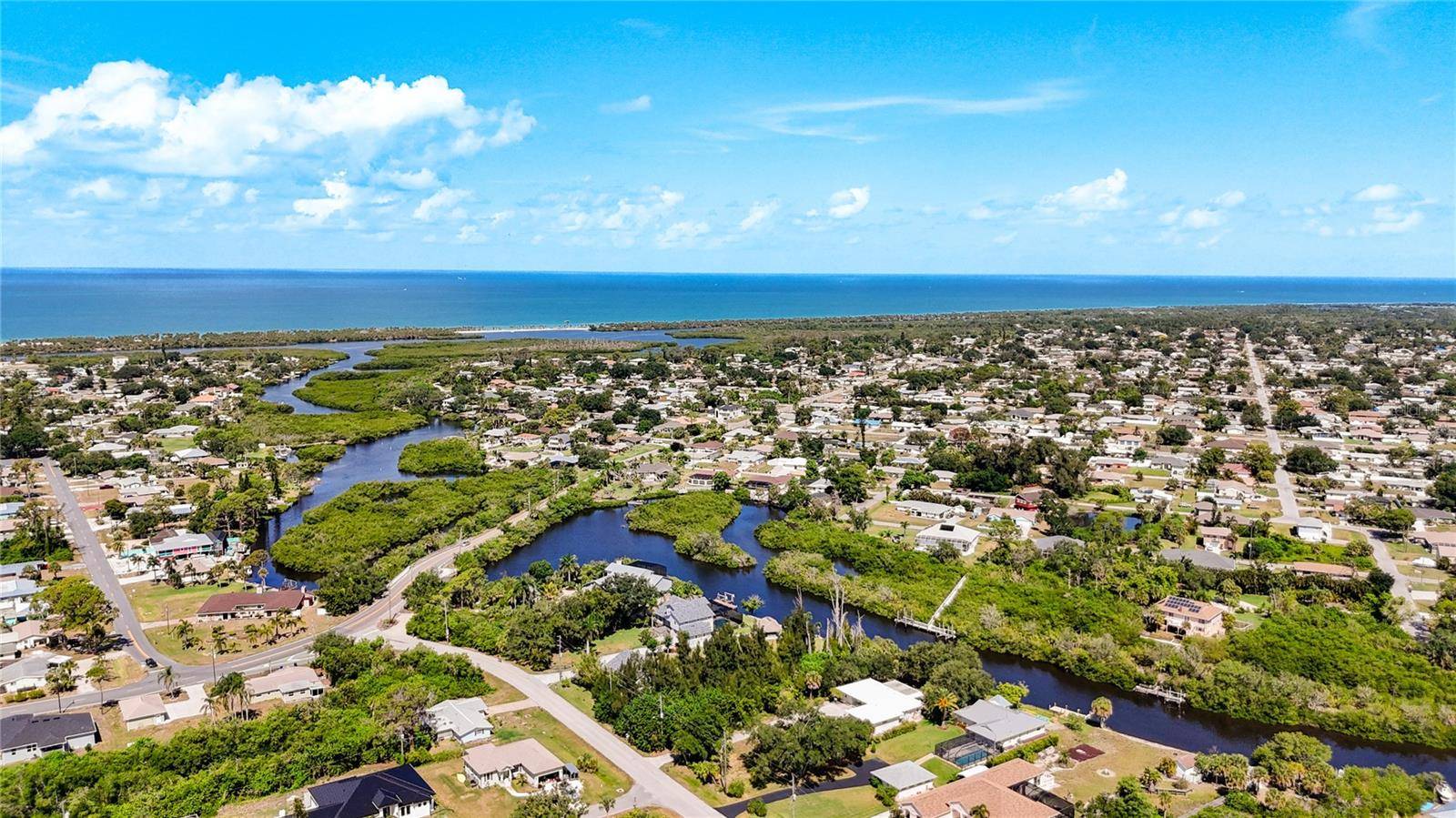 LEMON BAY DR, Venice, FL 34293