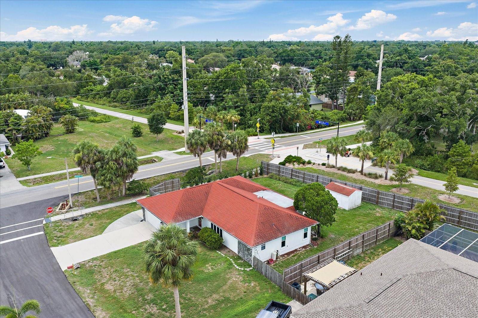 4378 MEADOWLAND CIR, Sarasota, FL 34233
