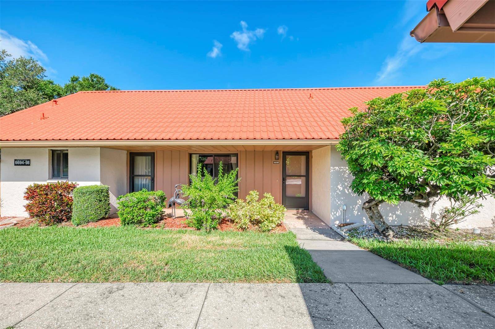 6698 DRAW LN #140, Sarasota, FL 34238