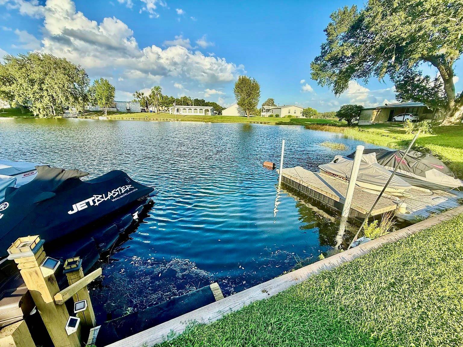 16 W PALM CIR, Lake Placid, FL 33852