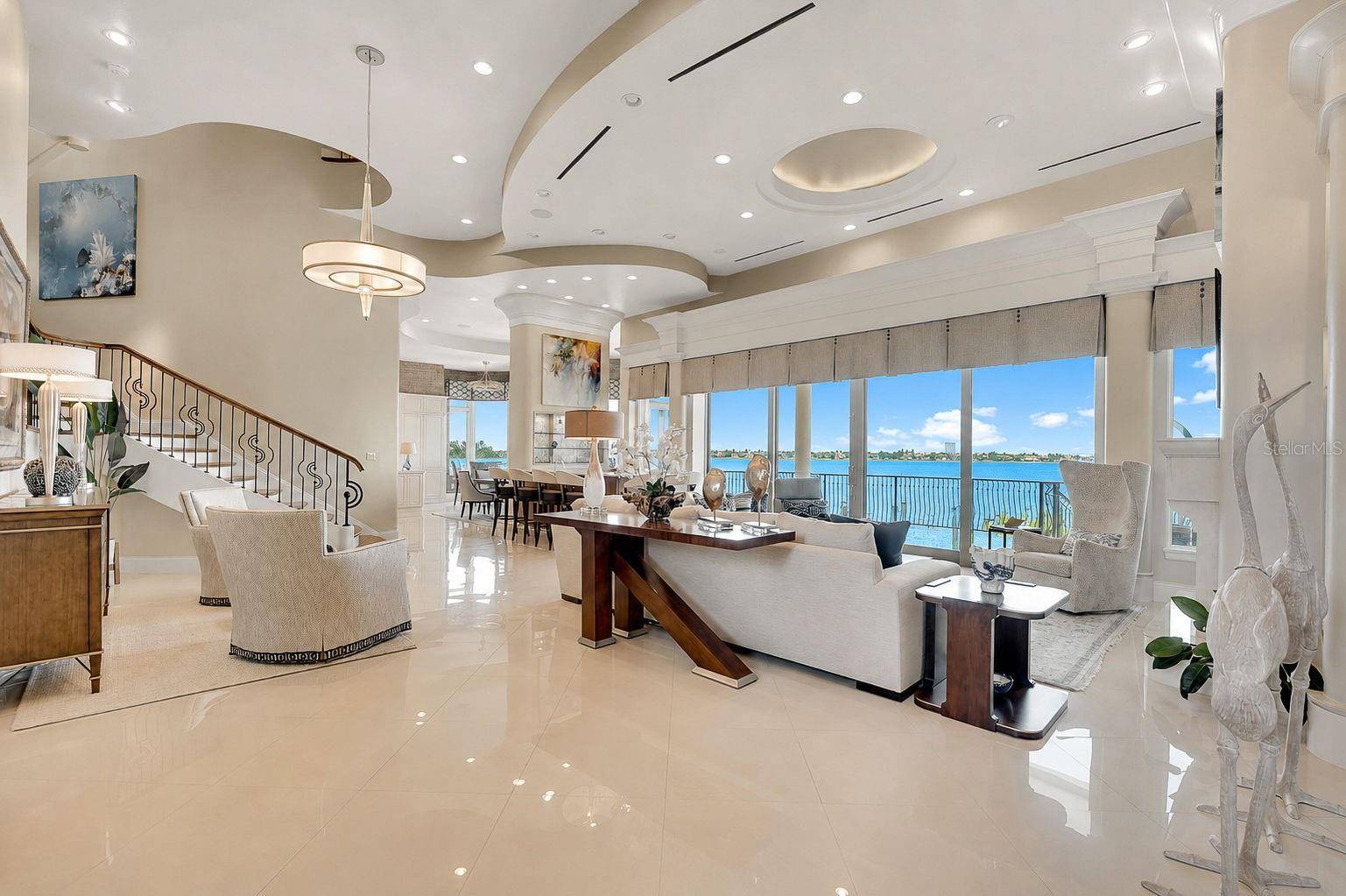 1372 HARBOR DR, Sarasota, FL 34239